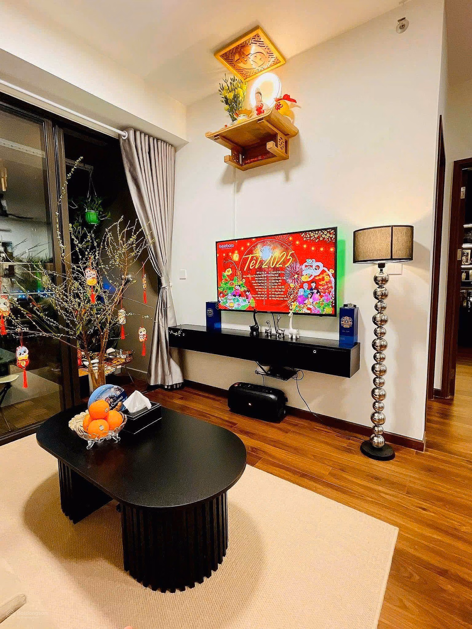 Selling 80m2 apartment for only 5250 billion fully furnished at Akari Nam Long Vo Van Kiet has a book