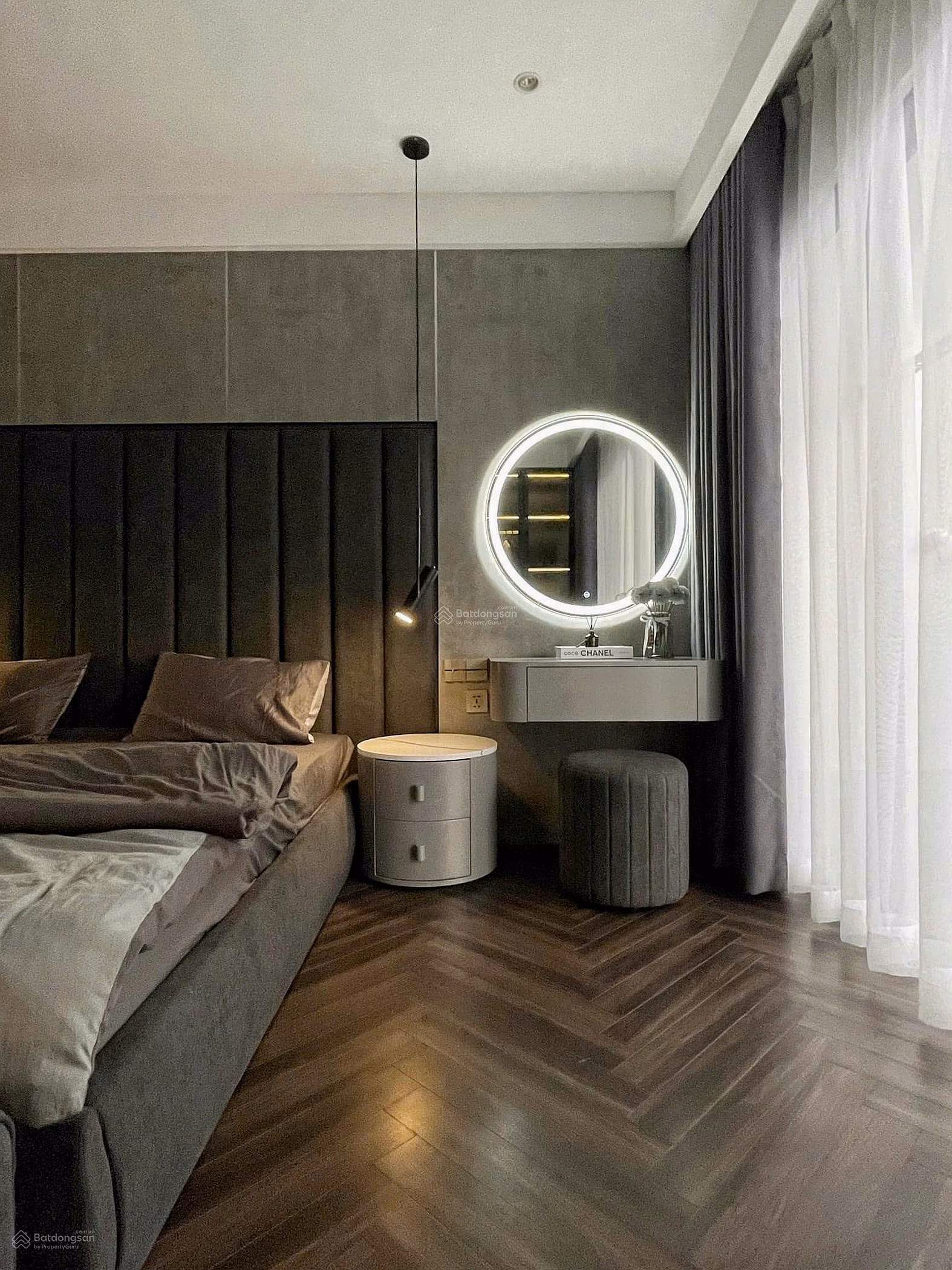 I need to sell the 26th floor of Ecolife apartment - 58 To Huu, 3 bedrooms 111m2, vacant house, red book in hand