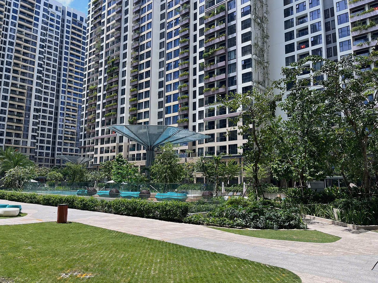 Lumière Boulevard 3 bedrooms city view 6.776 billion, ideal living space for young families
