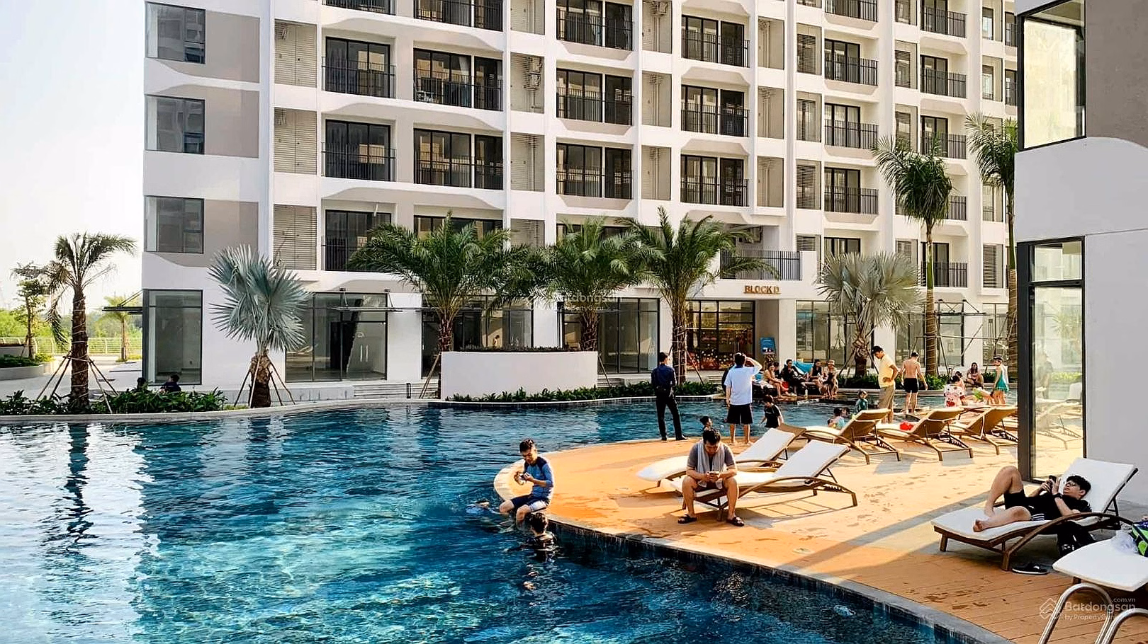 Buy directly from investors - 15% discount. Officetel 60m² - 2.76 billion - 1 bedroom + 3.5 billion - 2 bedrooms 3.9 billion - 3 bedrooms 5.3 billion