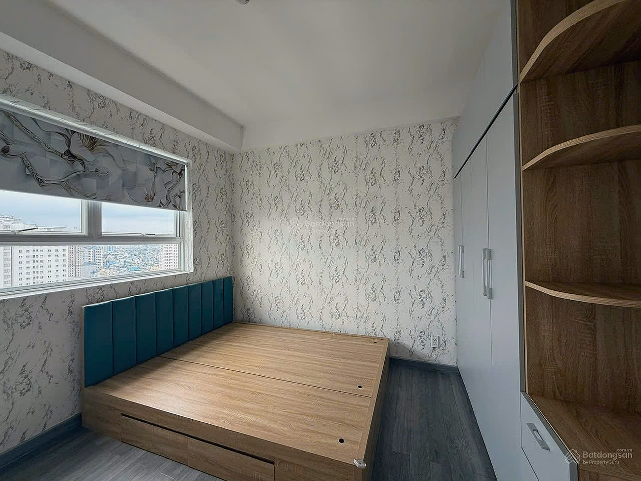 Carillon 7 apartment for sale, Tan Phu, near Dam Sen, pink book, 66m2 - 2 bedrooms - 1 bathroom, cheaper than market price 300 million