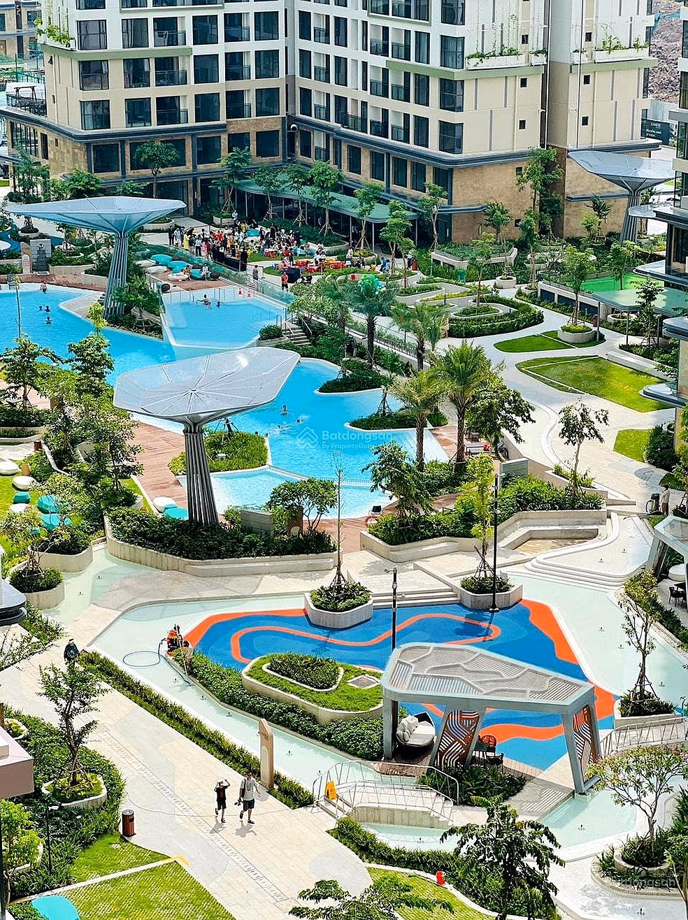 Free full furniture - Adjacent to Vincom, 2 bedroom apartment in building E - Masteri Center Point priced at 4.53 billion all in
