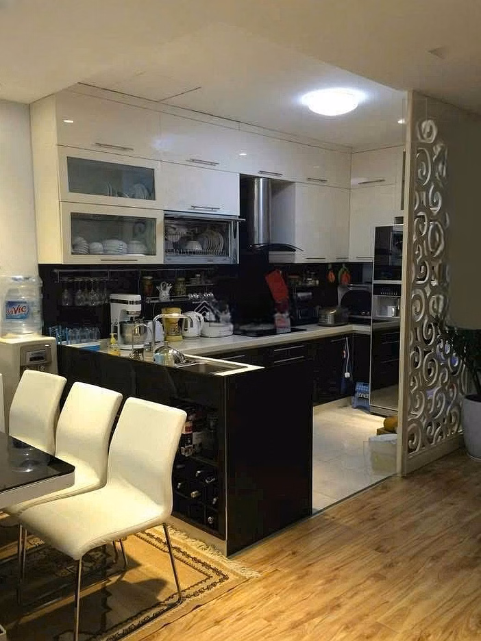 Selling apartment building The Pride To Huu, 105m 3 bedrooms, 3 bedrooms, middle floor corner apartment, beautiful building, price just over 5 billion