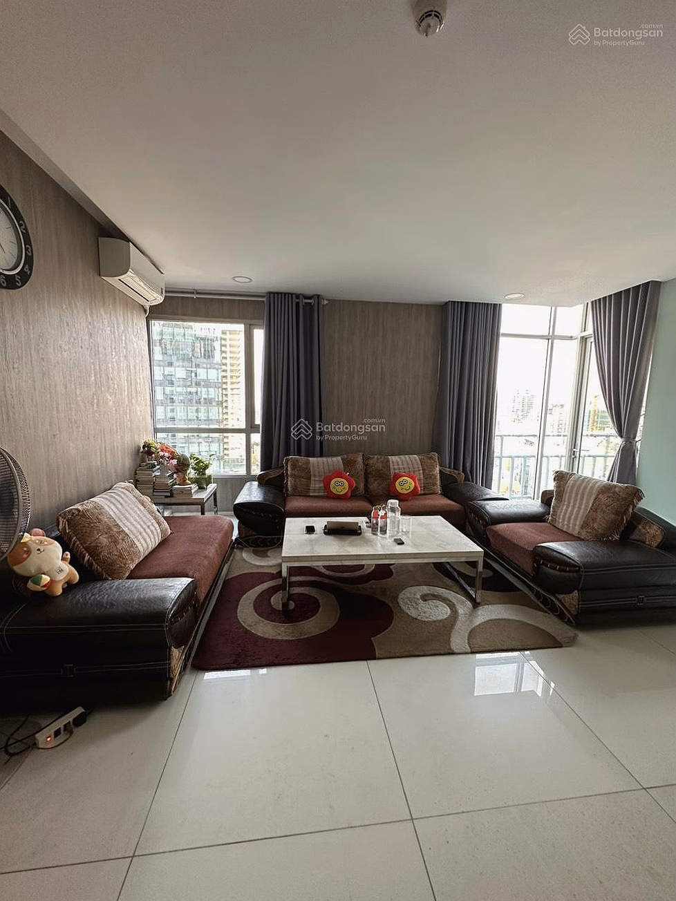 Selling 3-bedroom apartment 123m2 The Lancaster HCM District 1 - river view and Bason bridge - long-term pink book