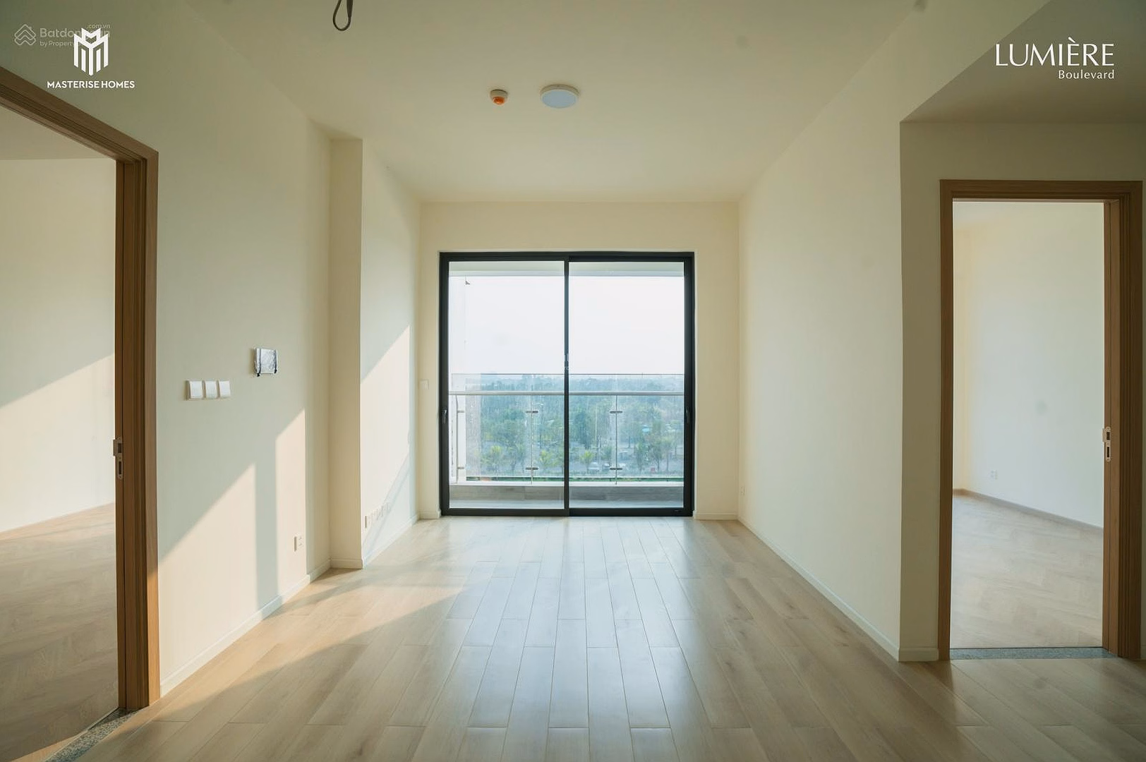 3 bedrooms, building A Lumiere Boulevard - price only 6,250 billion all in view of sports field, airy, ready to move in immediately