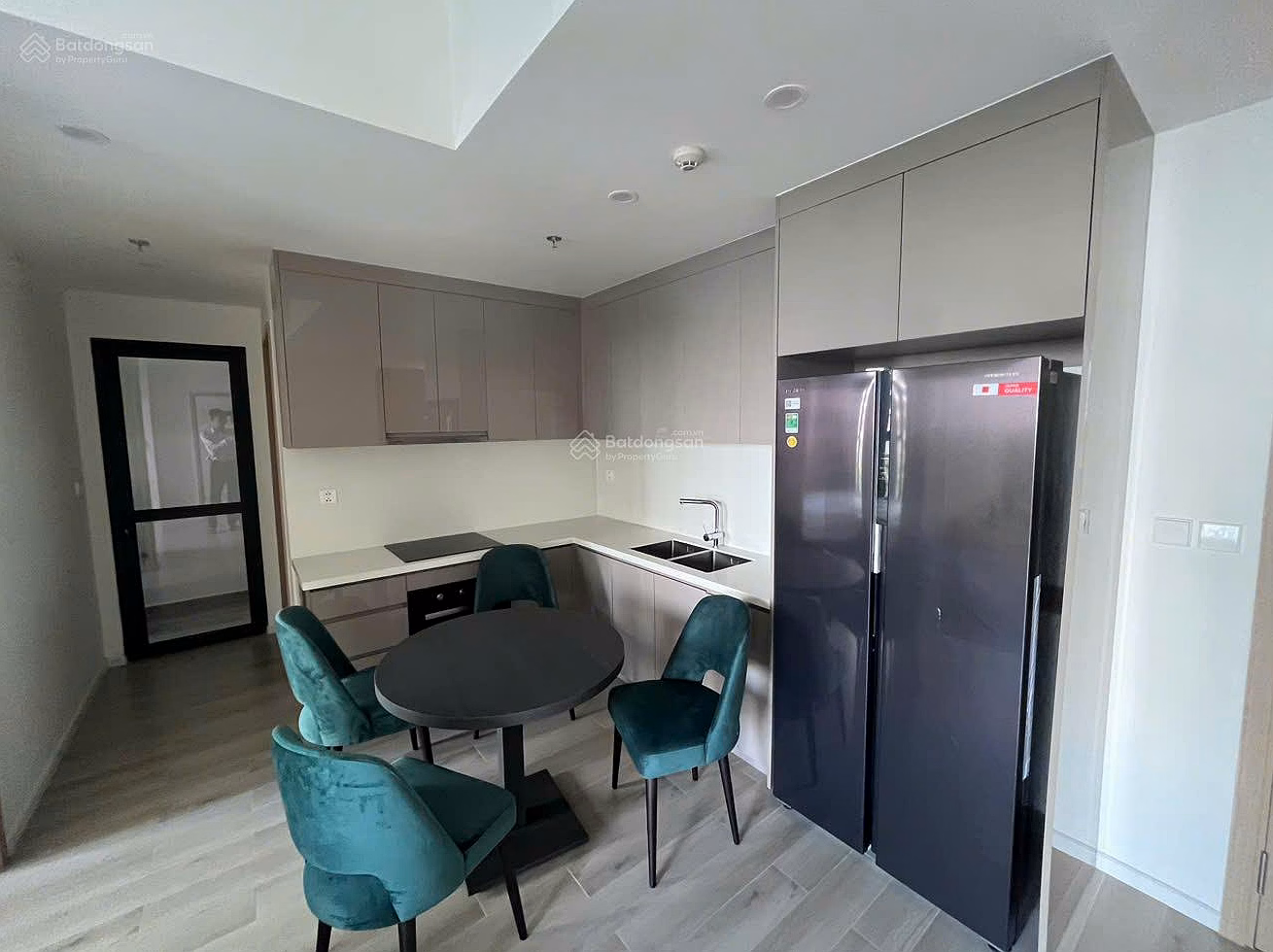 2 bedrooms E2 building - fully furnished for sale 4 billion 480 all in - Bring your suitcase and move in - airy, Masteri Center Point