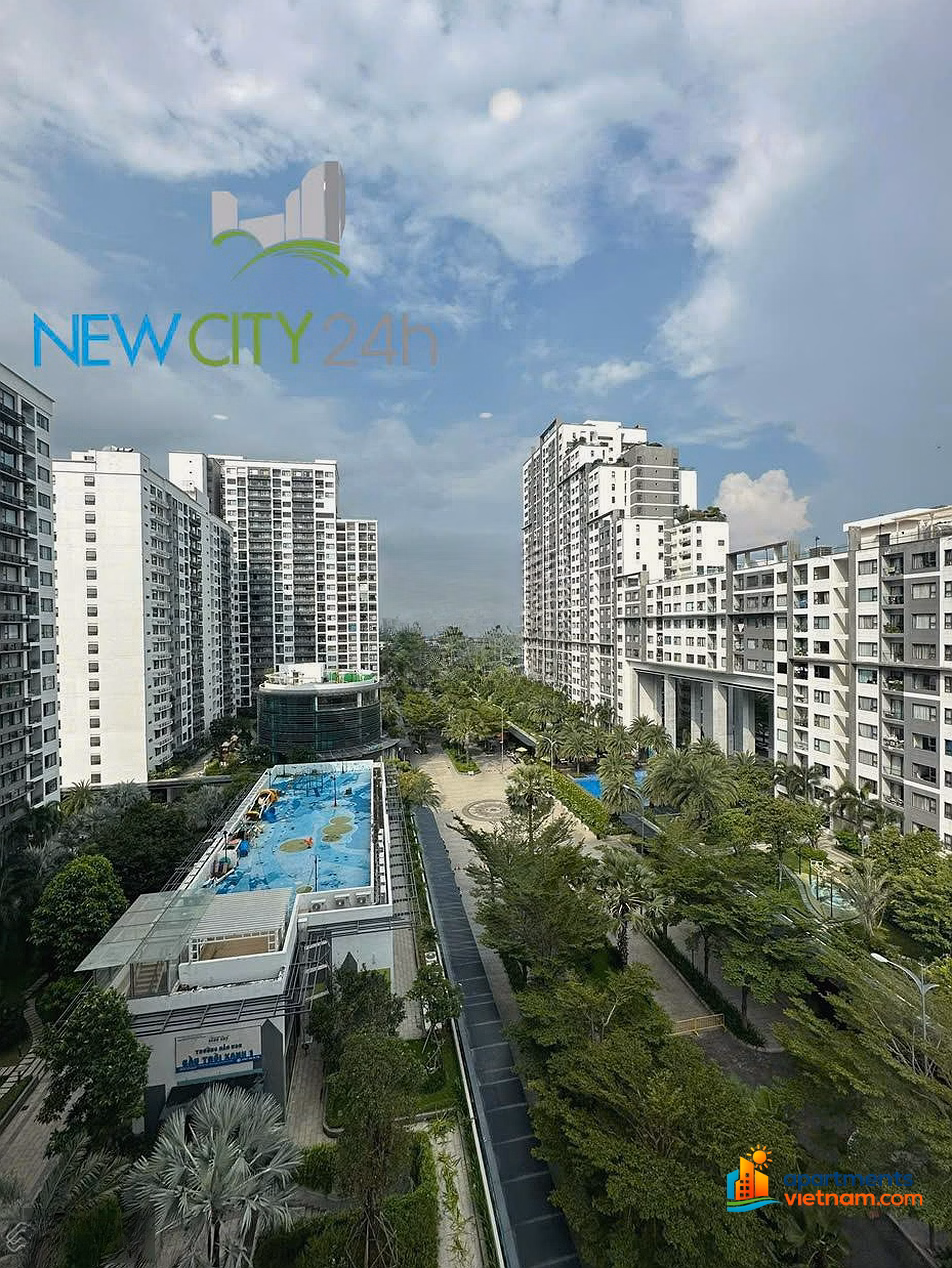Welcoming Metro Station No. 2 - Free electric motorbike charging station for residents - Shopping cart New City Thu Thiem T6