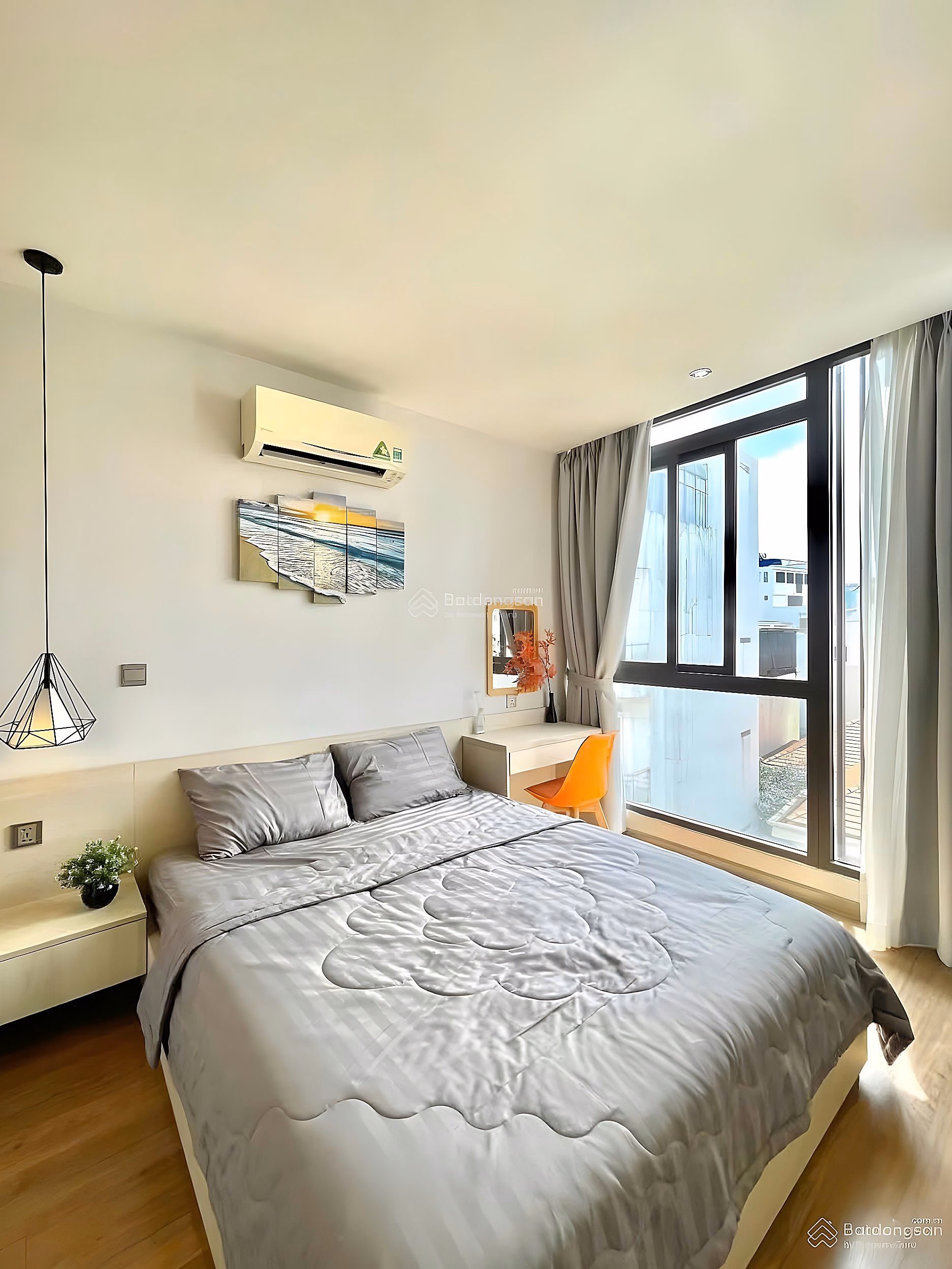 Super nice location apartment 52m2, 2 billion 1, 2 bedrooms, private book / 80% loan, rent 15 million/month, 0798 367 ***