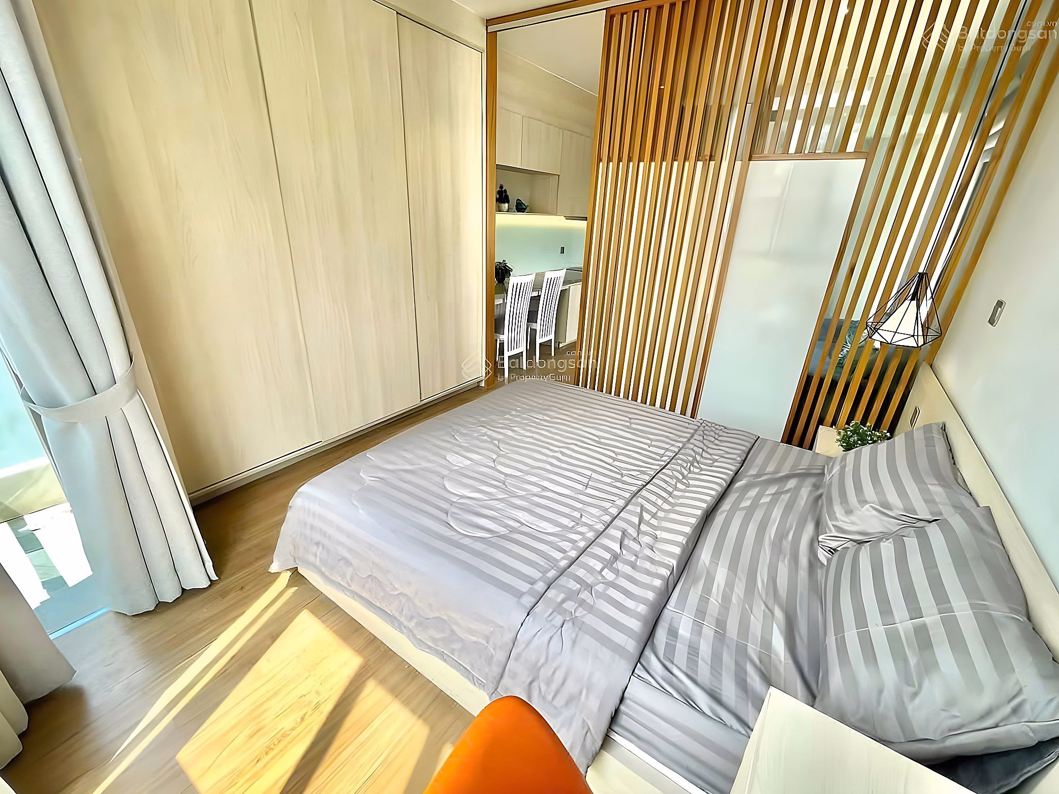 Super nice location apartment 52m2, 2 billion 1, 2 bedrooms, private book / 80% loan, rent 15 million/month, 0798 367 ***
