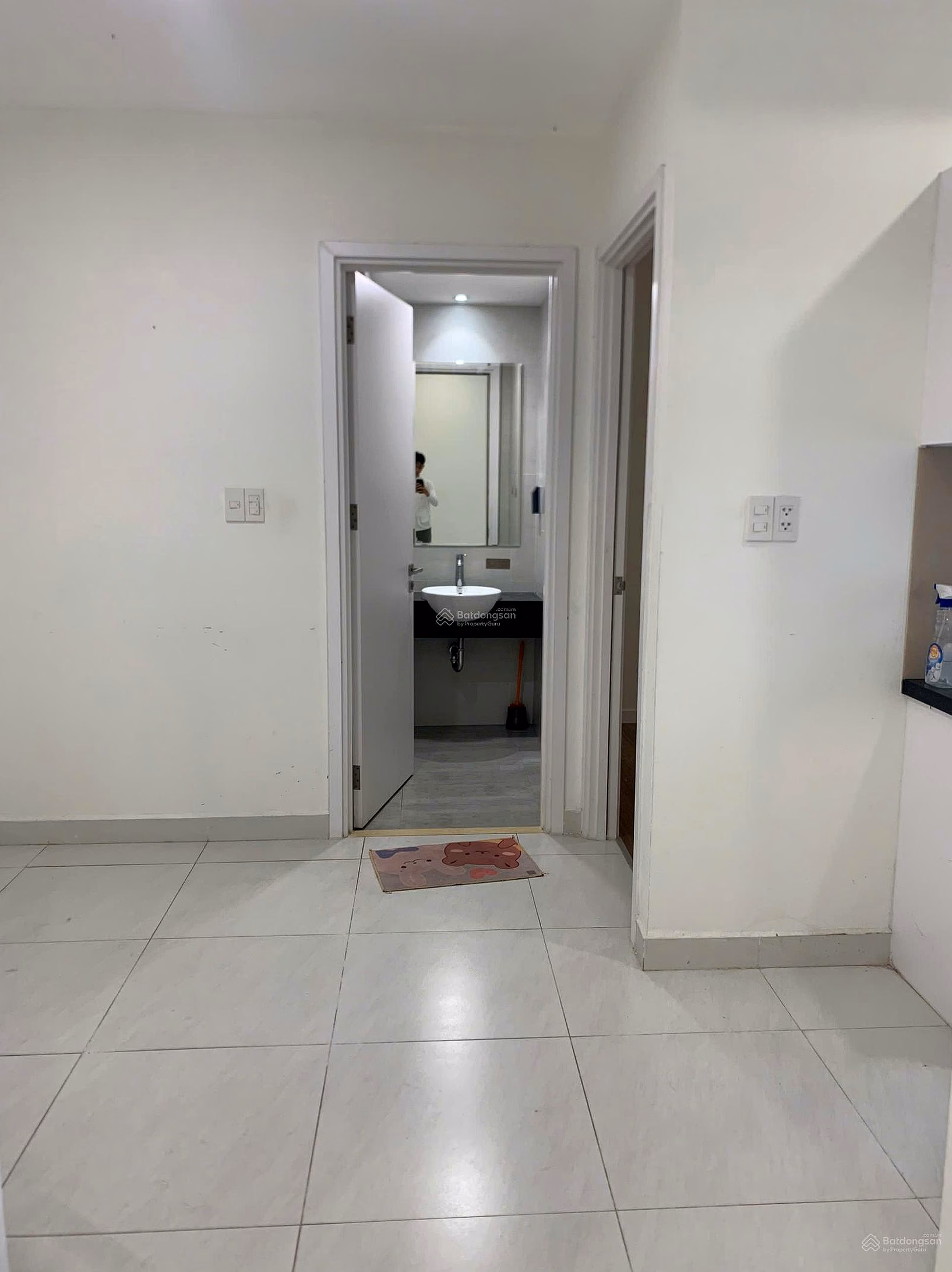 Ricca apartment for rent, Phu Huu. 1 bedroom 5.5 million