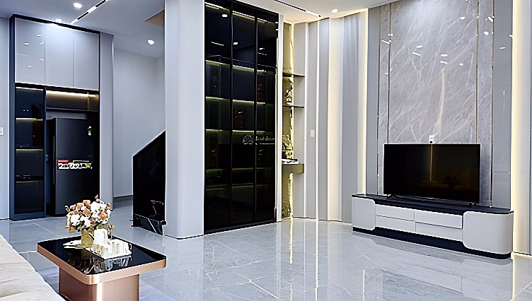 Corner house for rent with 02 frontages, house number  Bui Tan Dien
