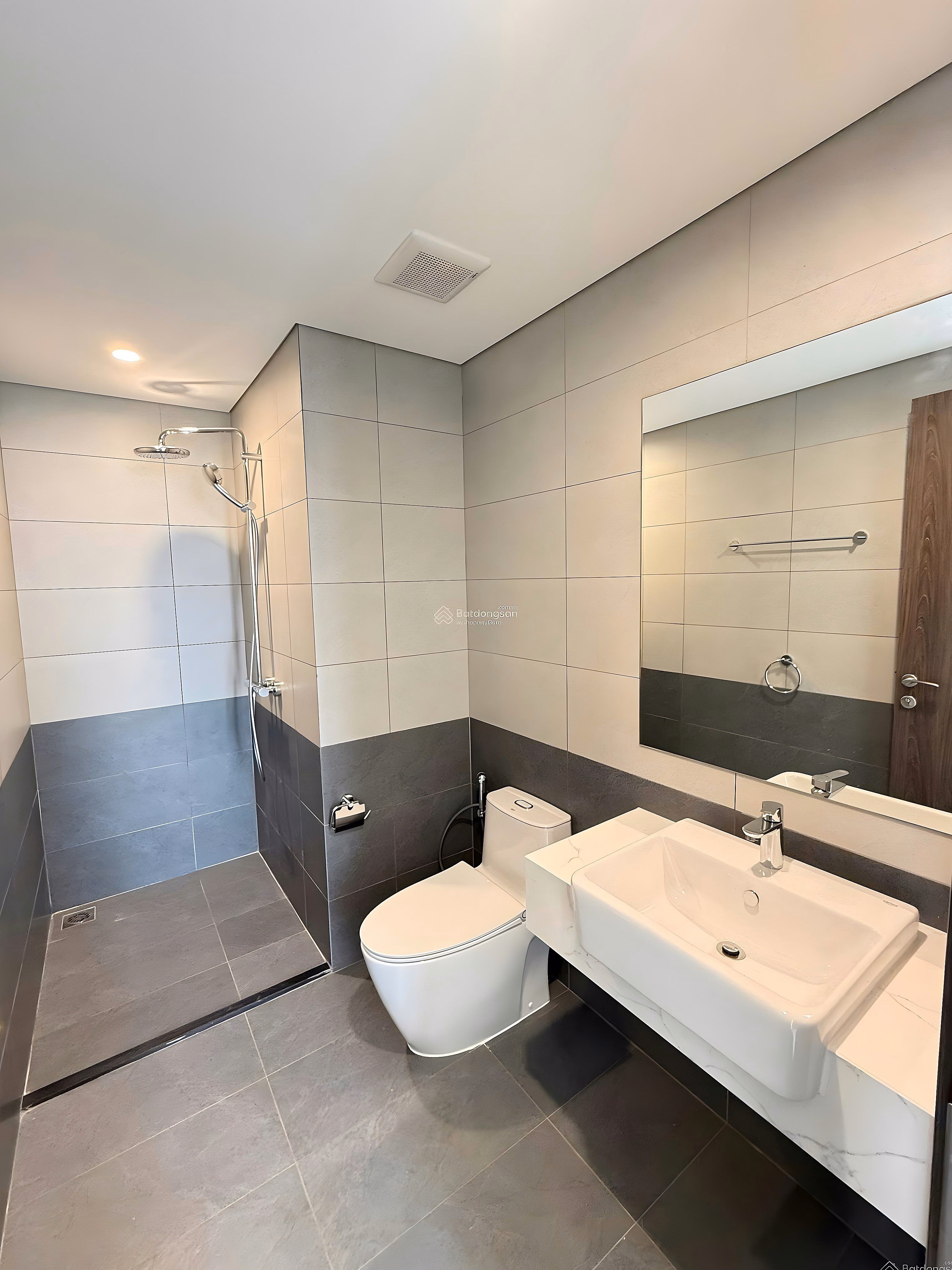 The Beverly Vinhomes Grand Park apartment for sale 2 bedrooms 80m2 super good price