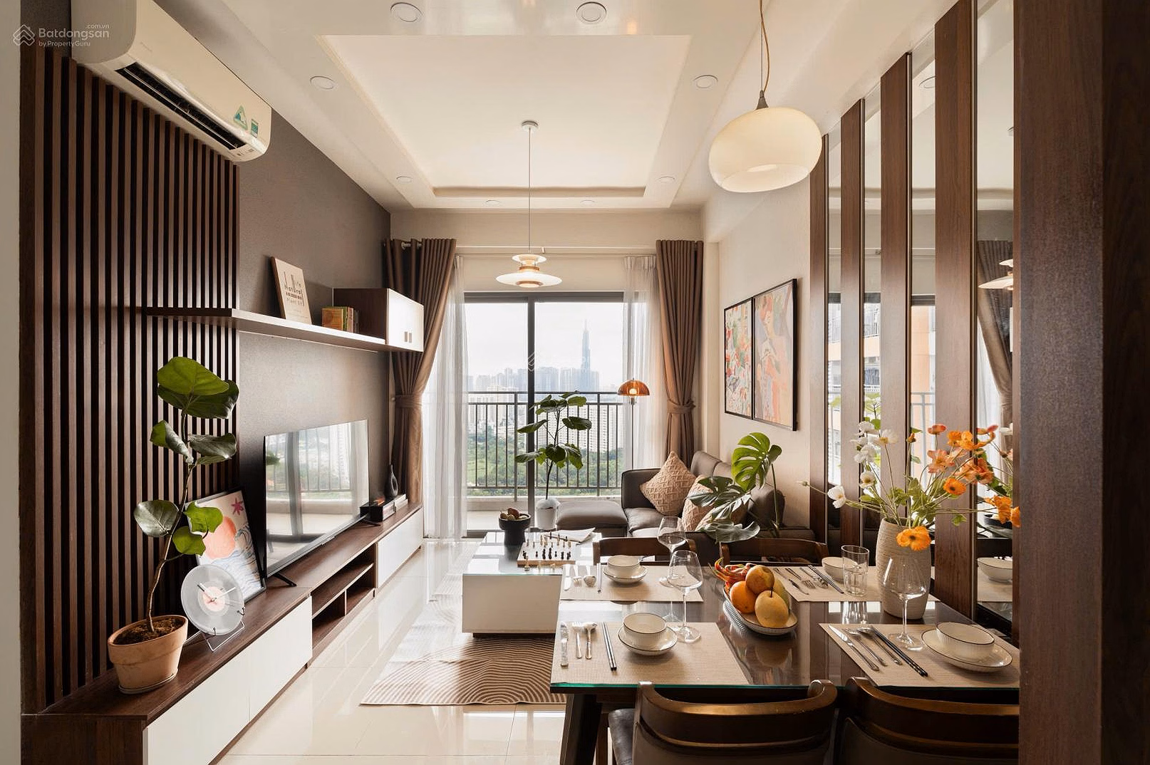 Owner offers to sell 2BR, 2WC apartment - 73 m2, beautiful house, ready to move in, selling price 7.1 billion