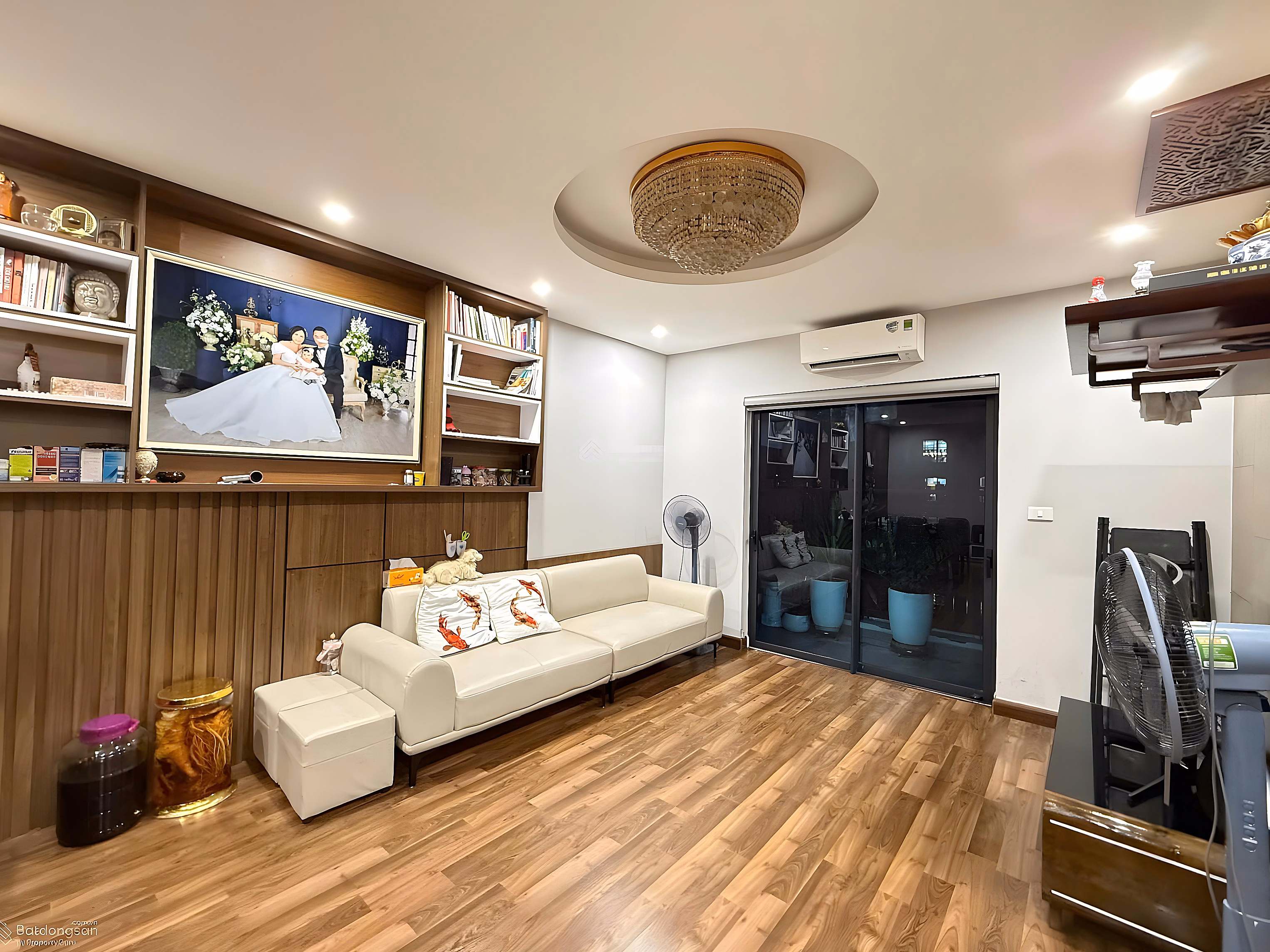 Rare apartment for sale with 2 bedrooms, 2 bathrooms, 86m2, 7.X billion in Goldmark City, Phu Dien, Bac Tu Liem, Hanoi