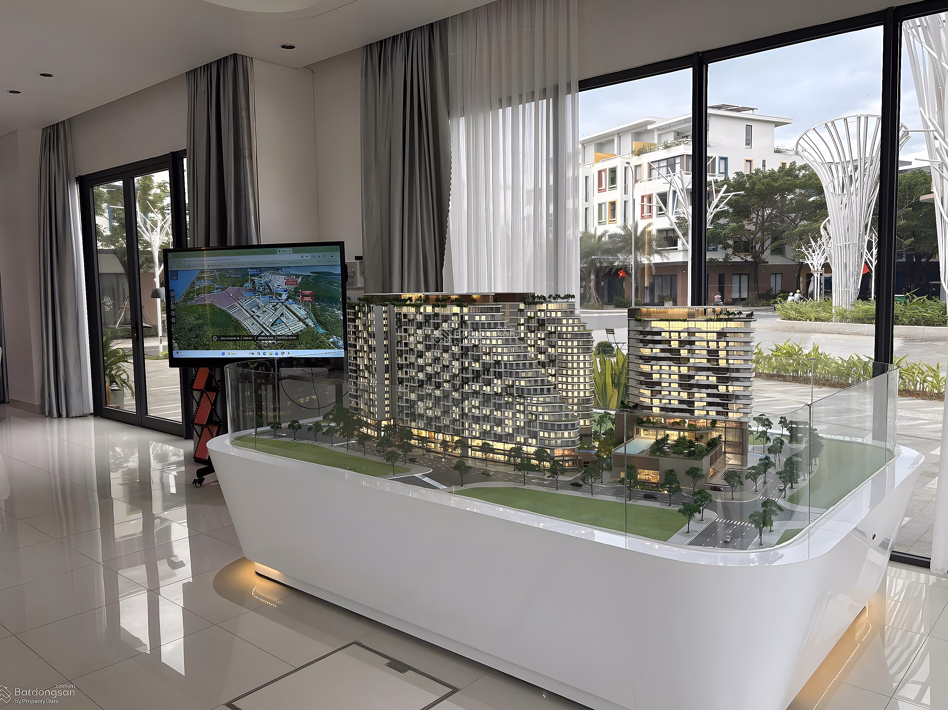 Diplomatic contract signed directly with investor for 2 bedroom apartment, good price, sea view, discount up to 40%