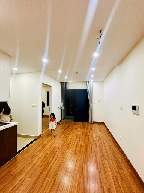 Good price - 2-bedroom apartment for rent, area 65m2, airy house, comfortable living price 12.5 million/month at GoldSeason