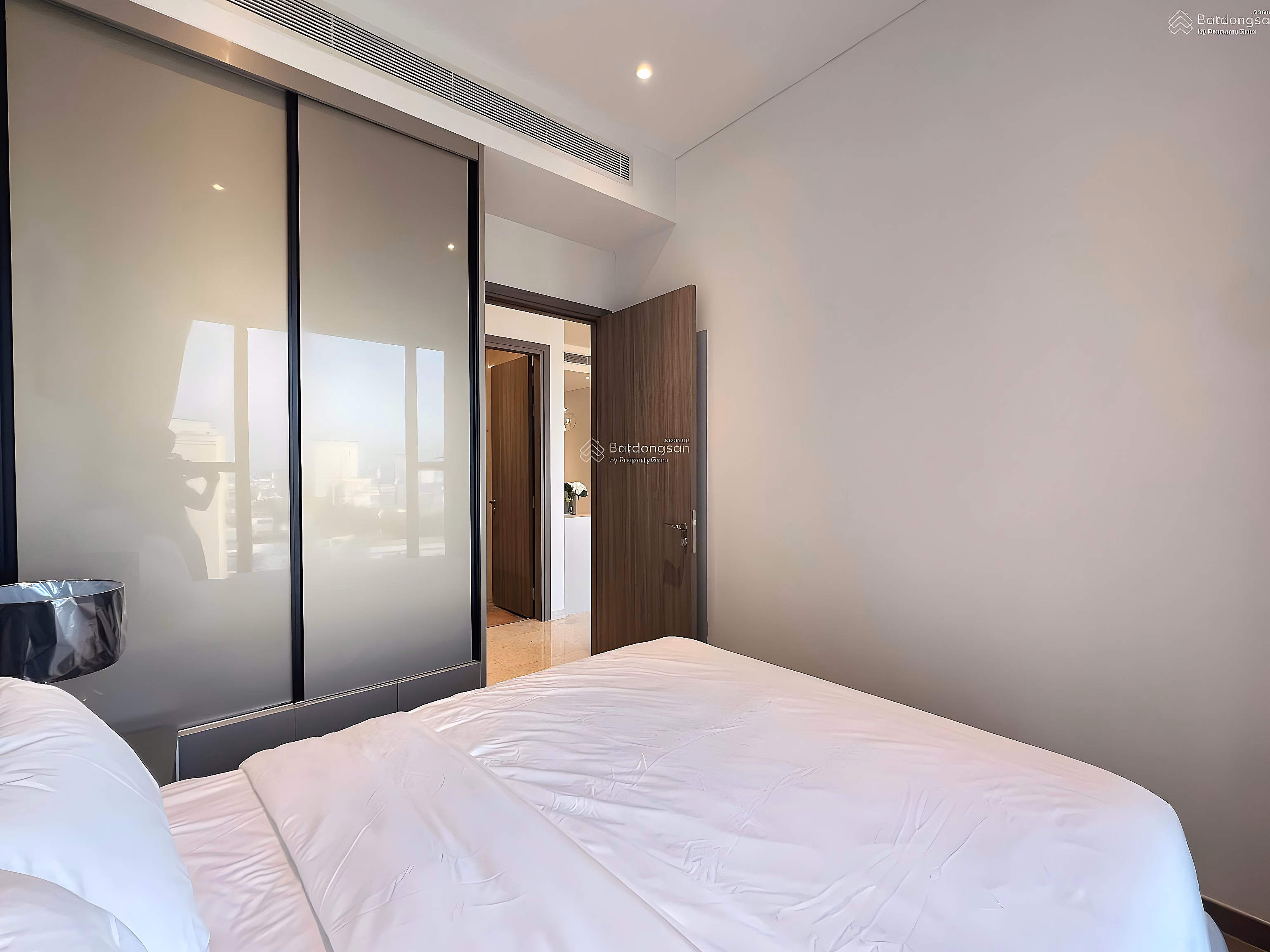Selling 2-bedroom apartment, area 74m2 at The Marq District 1, price: 15.3 billion, LTLA
