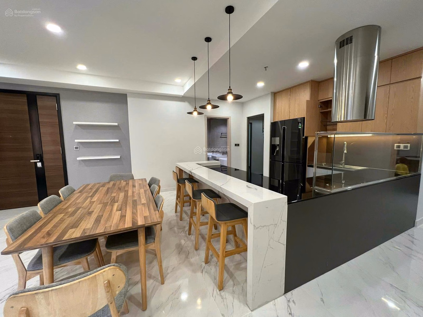 Best price on the market Midtown M5 130m2 3 bedrooms, good price 15.5 billion red book, underground parking lot.