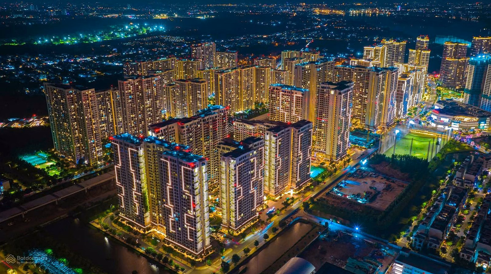 High floor 3 bedrooms Lumiere Boulevard, only 7.11 billion all inclusive, Northeast direction - Building A - clear view