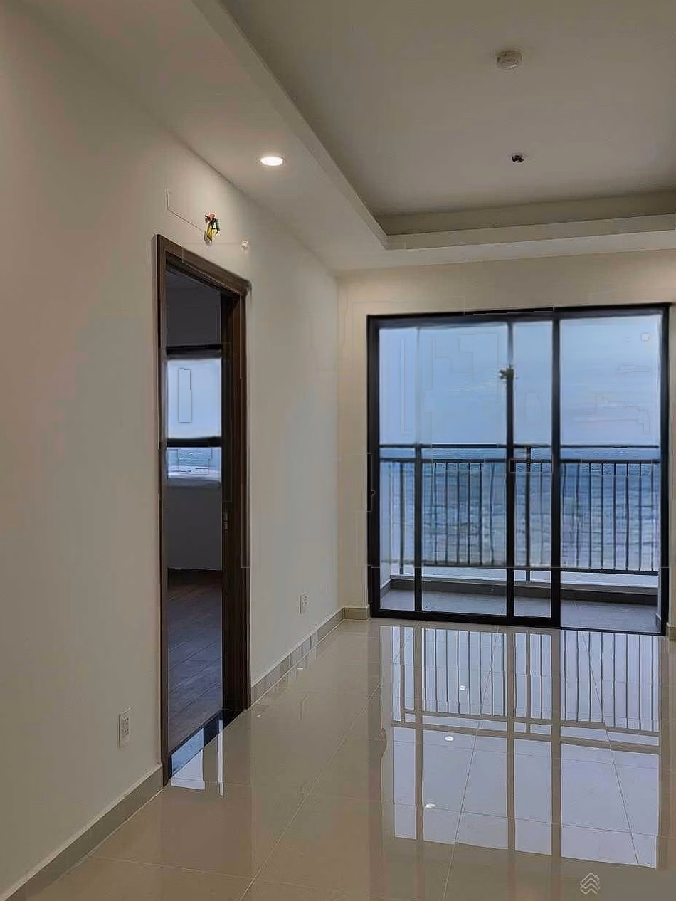 Q7 Saigon Riverside apartment shopping cart is selling at good price in August 2026, supports 24/7 viewing