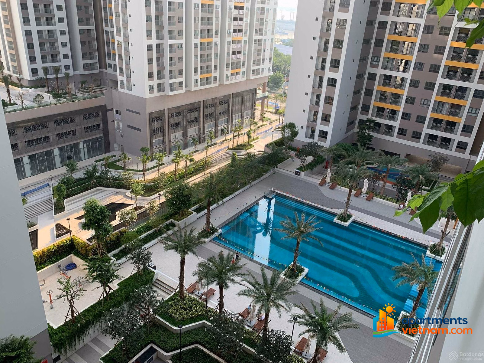 Specializing in Q7 Riverside apartment rental at competitive market prices, 24/7 home viewing support***