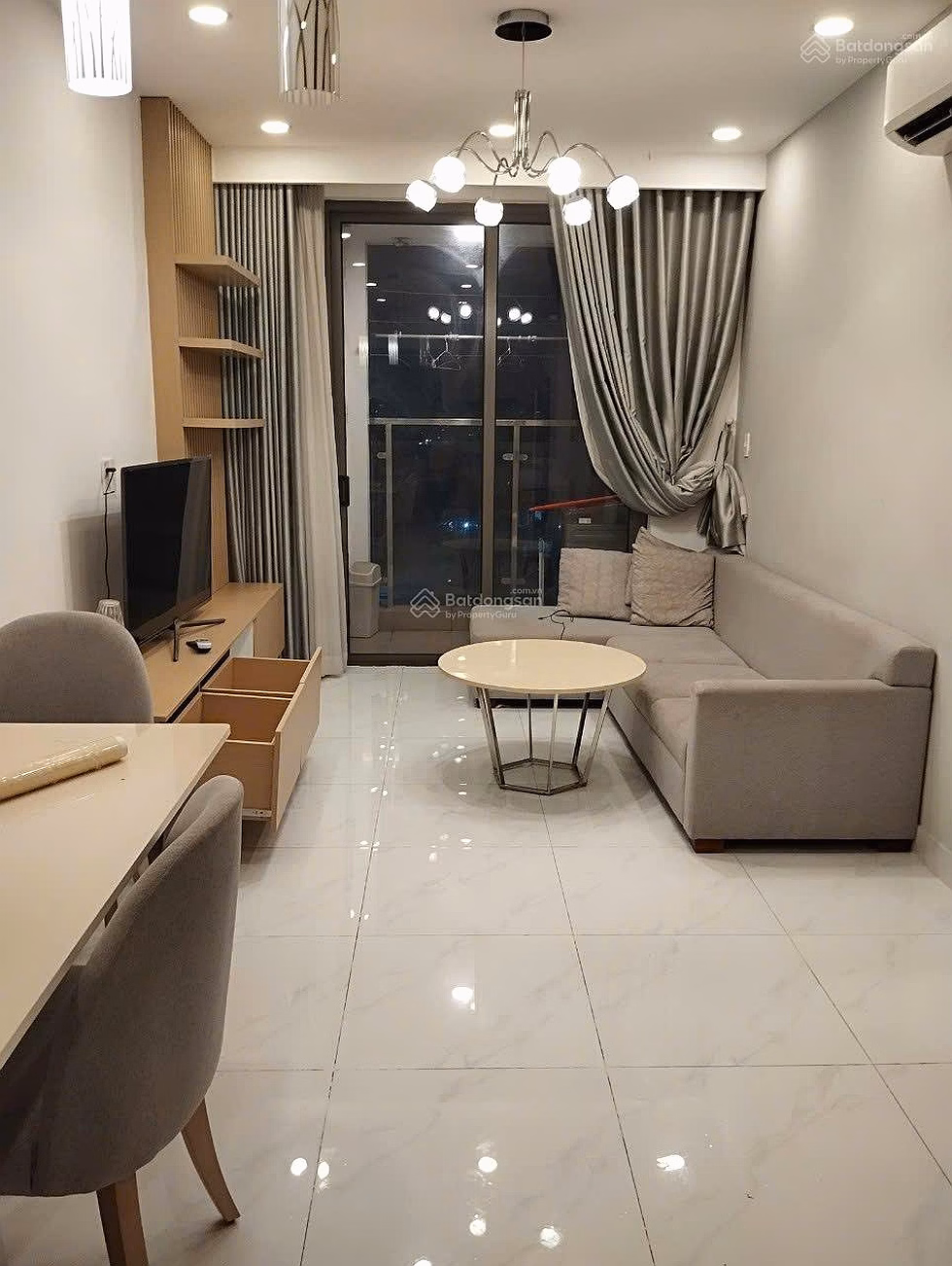 Kingston Residence apartment for sale, 2 bedrooms, 2 bathrooms, 80m2, price, 7.5 billion, 0908 435 ***