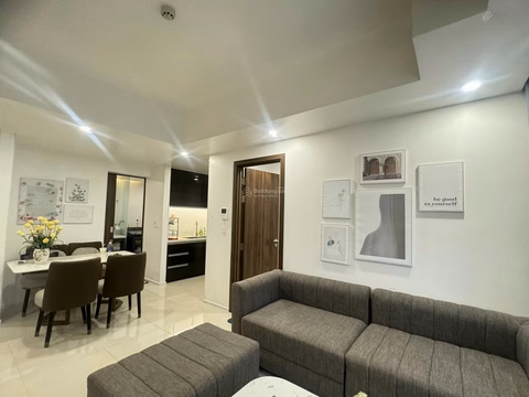Owner needs to rent Hiyori corner apartment, high floor, sea view, beautiful interior. Contact 0905 843 ***