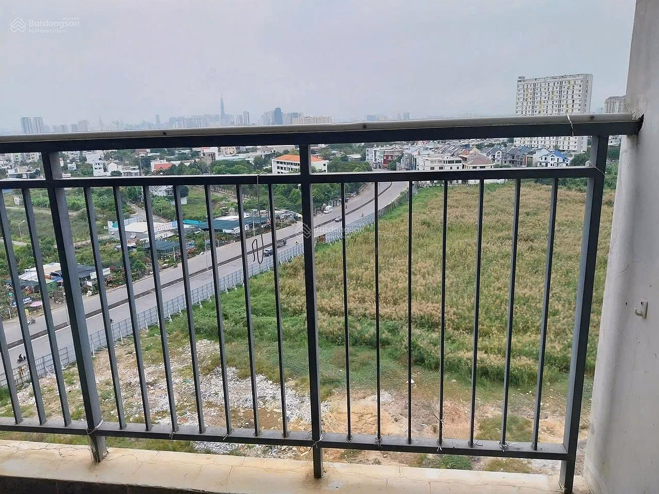 Bank failed to sell Thu Thiem Garden apartment (District 9) - 60m2 including name transfer and notarized pink book