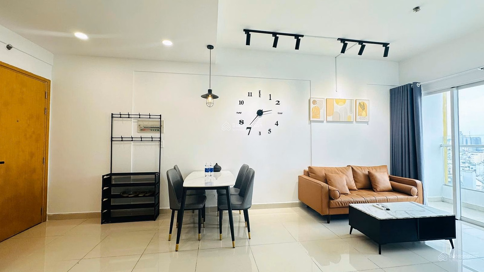 Quick rent luxury apartment Charmington La Pointe District 10