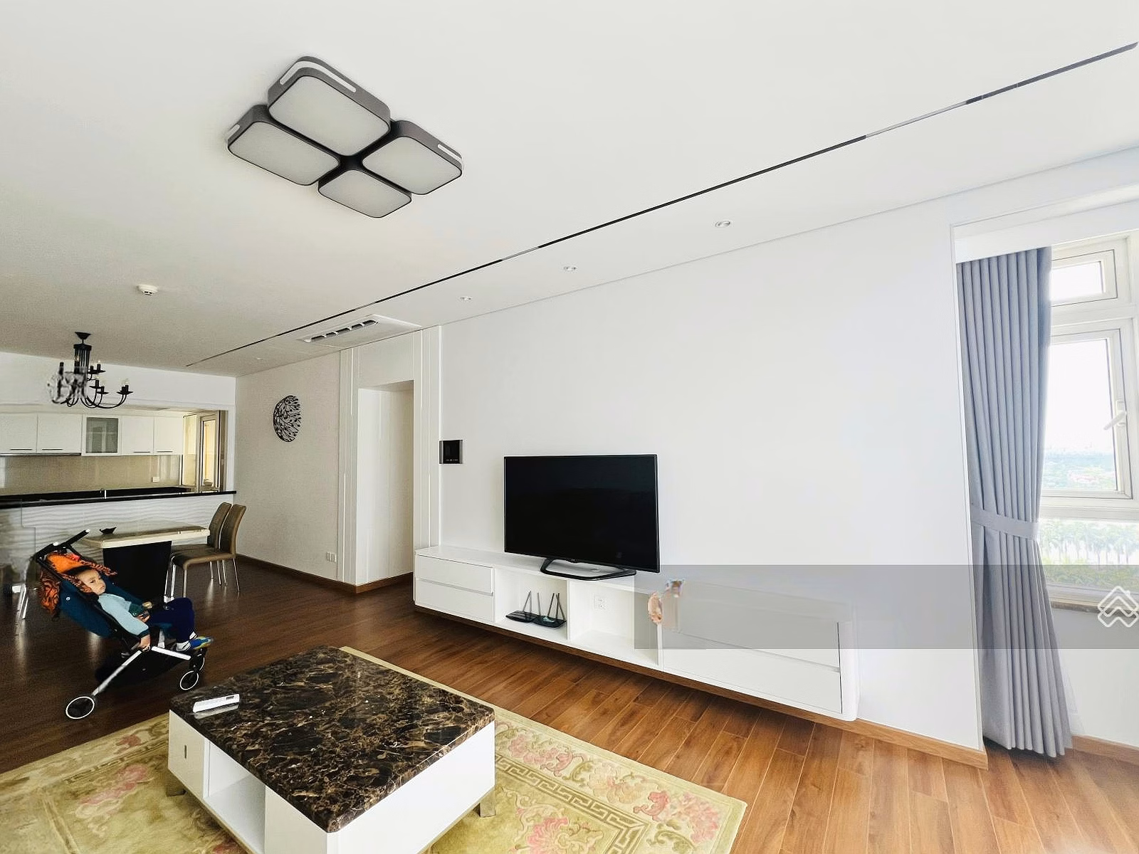 Hai Yen Nam Minh Land - shopping cart for Saigon Pearl apartments 2 bedrooms - 3 bedrooms - 4 bedrooms - Penthouse-Duplex 07/2026