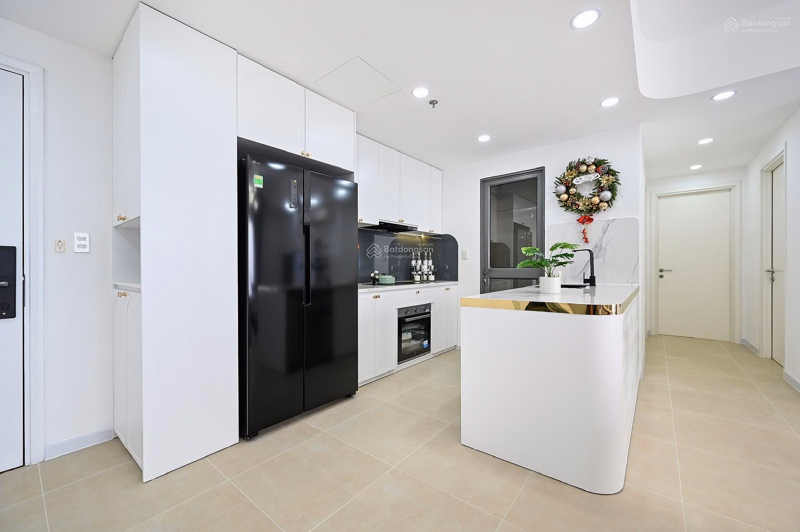2 bedroom apartment for sale at Masteri Thao Dien, good price 8.9 billion, 77m2, fully furnished***