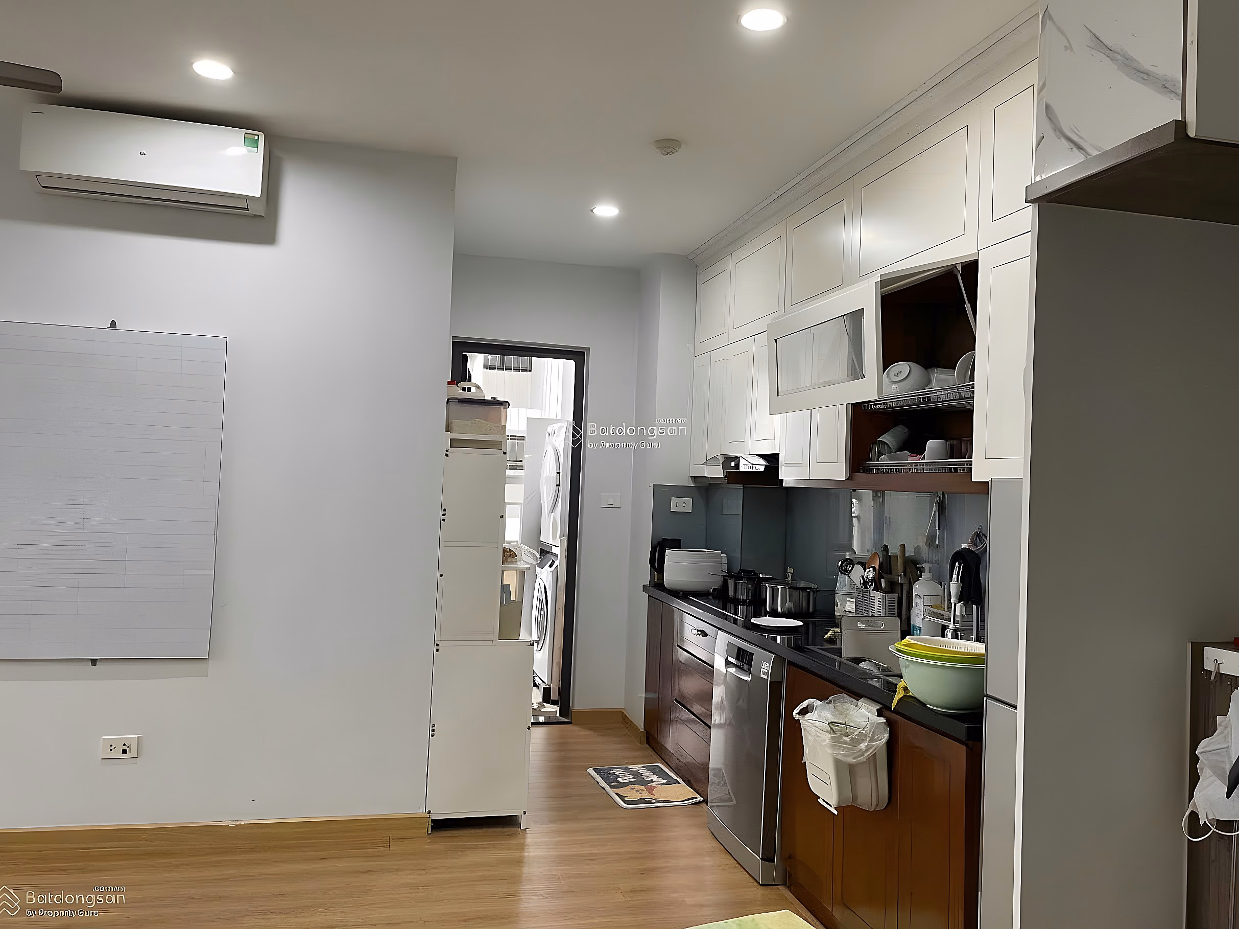Rare, corner apartment for sale N02/3 Ecohome 3, 77m², 3 bedrooms, 2 bathrooms, cool direction, fully furnished, pink book