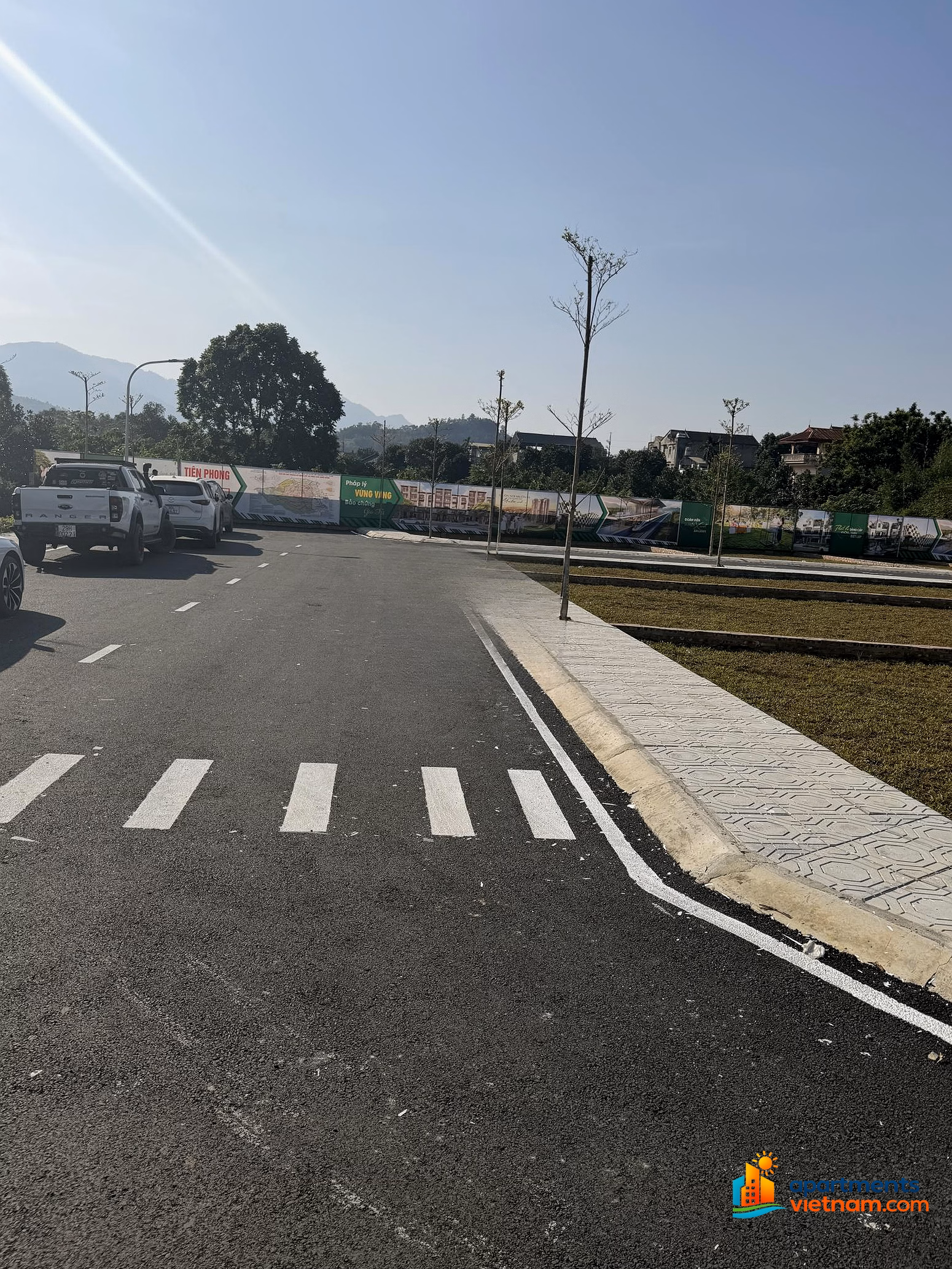 Land for Sale in Hoa Lac - National University Area: 100m² Residential Land, 8m Frontage, 20m Road, Price 2.5 Billion VND
