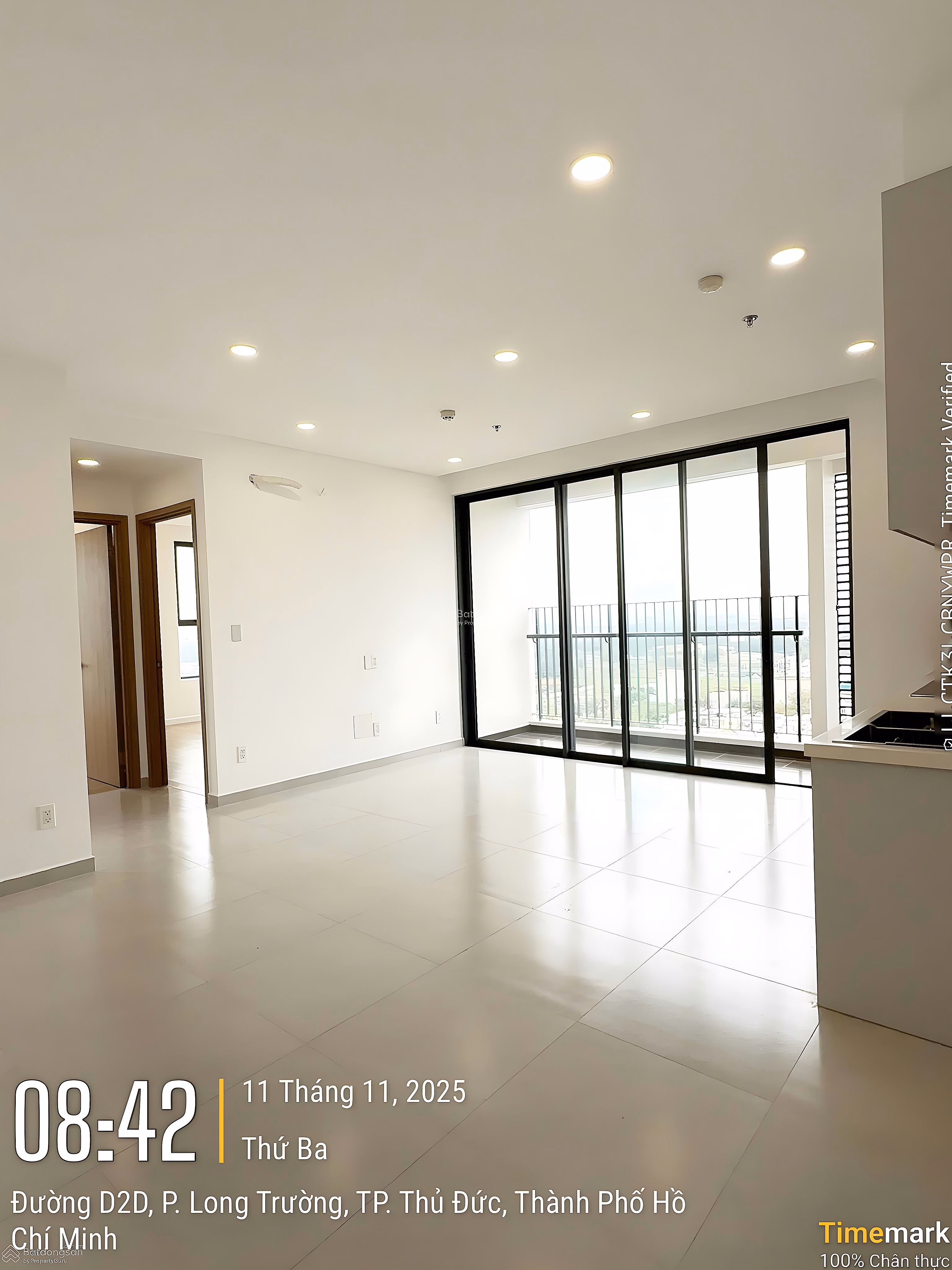 The only corner apartment with 3 bedrooms, 3 bathrooms, 99.9m2, priced at only 4.75 billion at MT Eastmark. New house. Already have a book, bank supports 80%