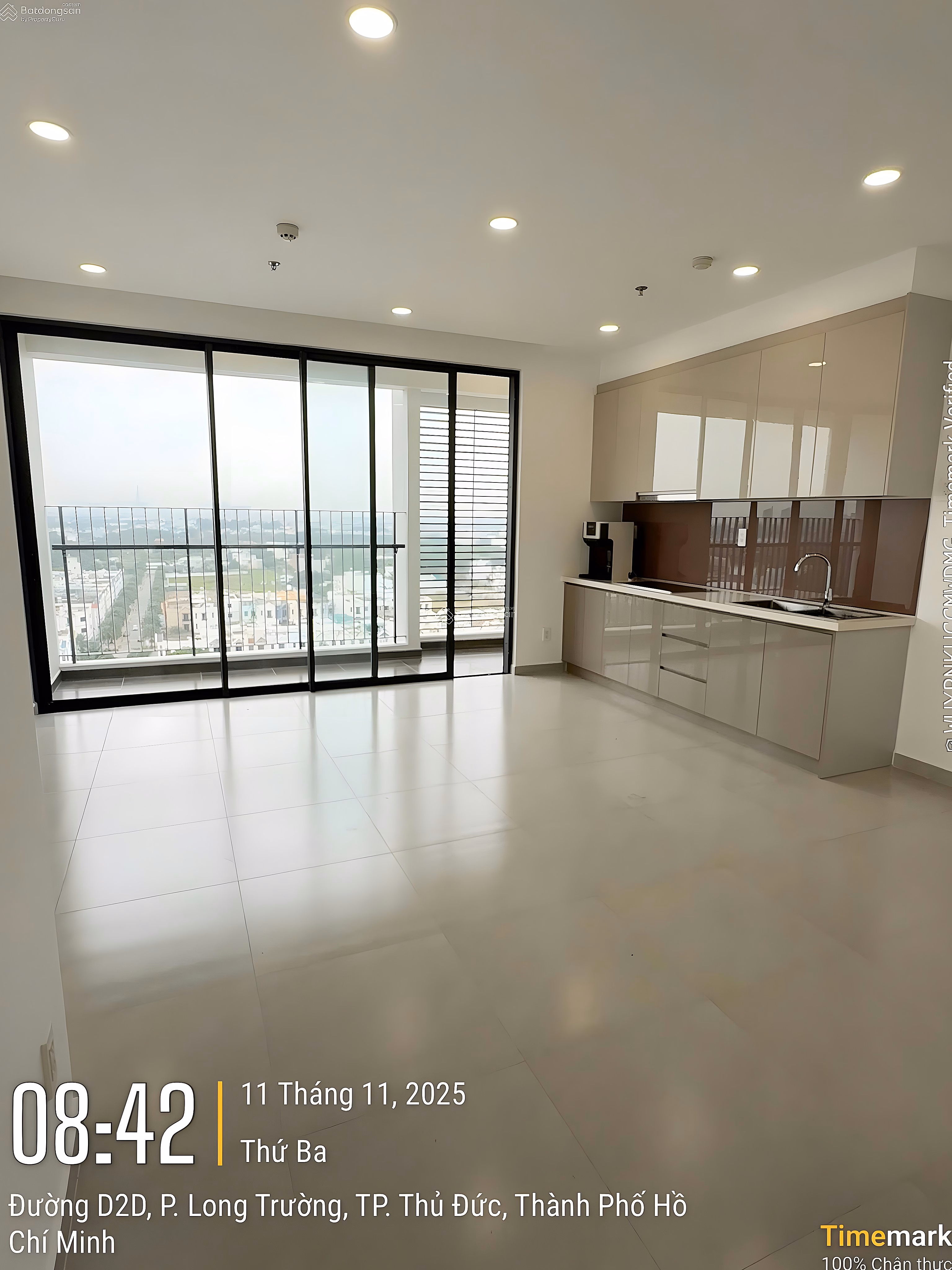 The only corner apartment with 3 bedrooms, 3 bathrooms, 99.9m2, priced at only 4.75 billion at MT Eastmark. New house. Already have a book, bank supports 80%