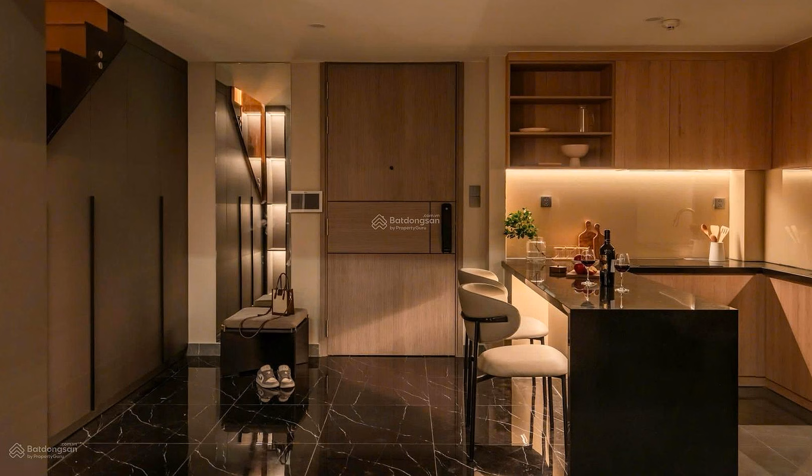 Metropole shopping cart specialist for rent 1-2-3-4 bedroom Duplex apartment - Exclusive view - Best price TT