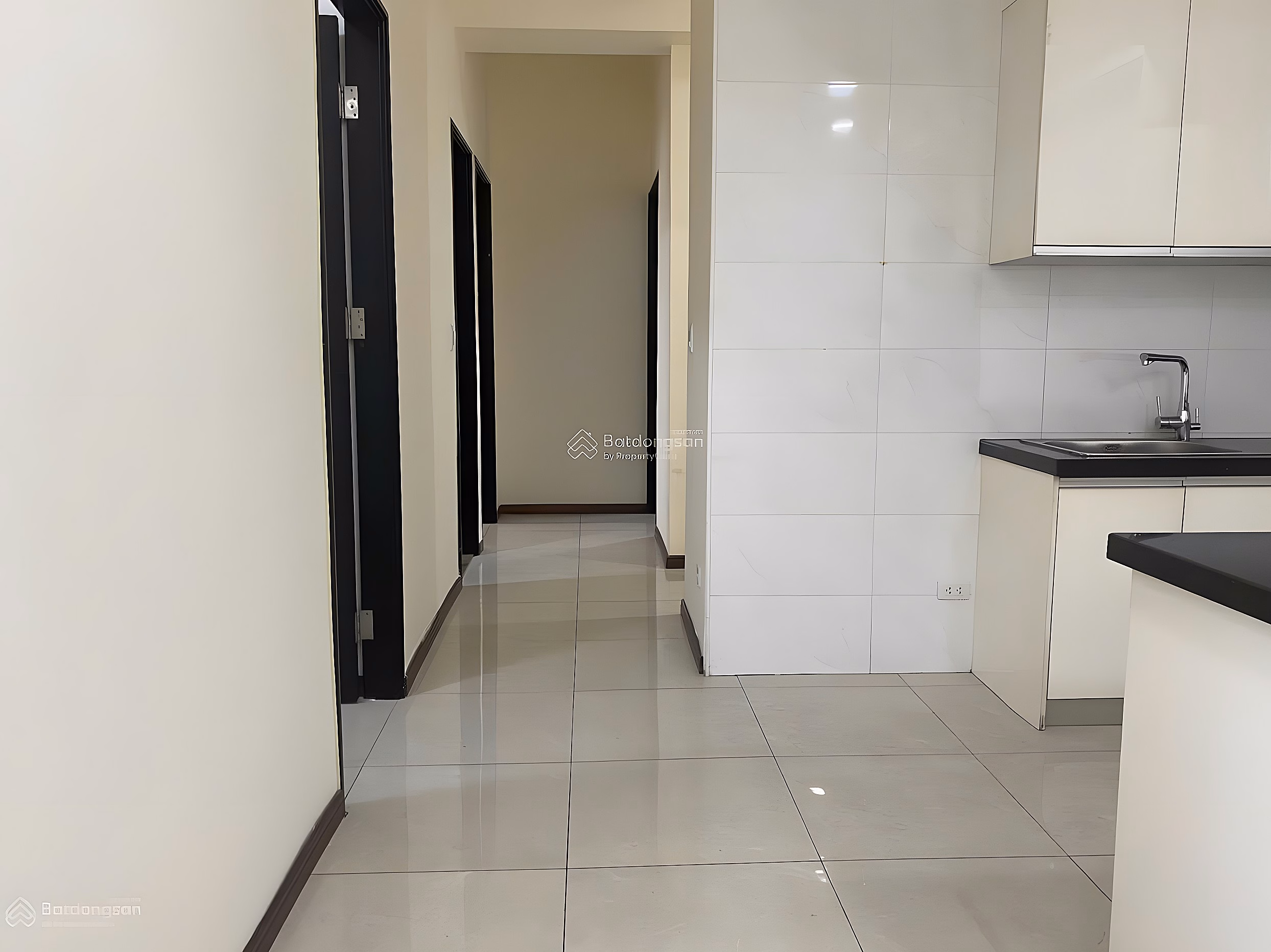 Selling apartment L4.04, 5th floor, Docklands Saigon, District 7, 3 bedrooms, 2 bathrooms, 117m2, empty house, 4% deposit, price remaining 6,716 billion