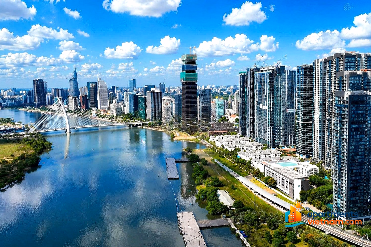 Minh Kha: Owner offers to sell super cheap 1 bedroom - 2 bedroom - 3 bedroom - 4 bedroom permanent pink book with price remaining public.