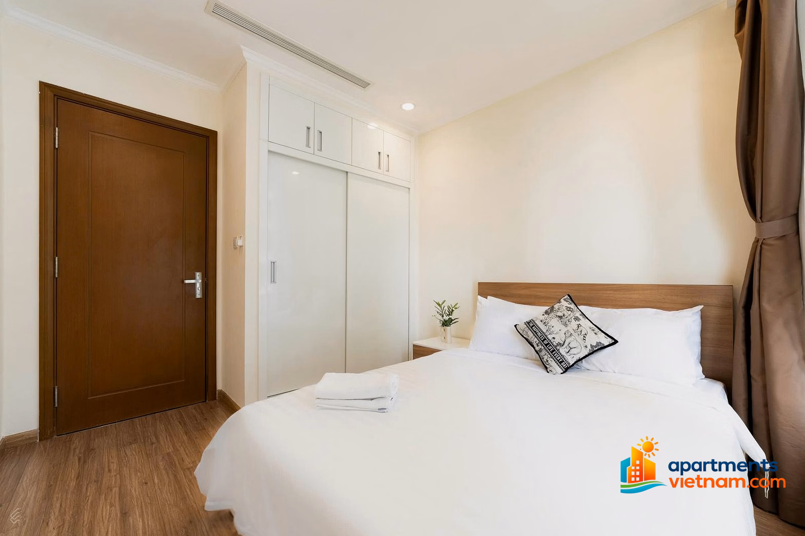 For Rent: 2-Bedroom Apartment (85m²) at Vinhomes Central Park – 20,000,000 VND/month