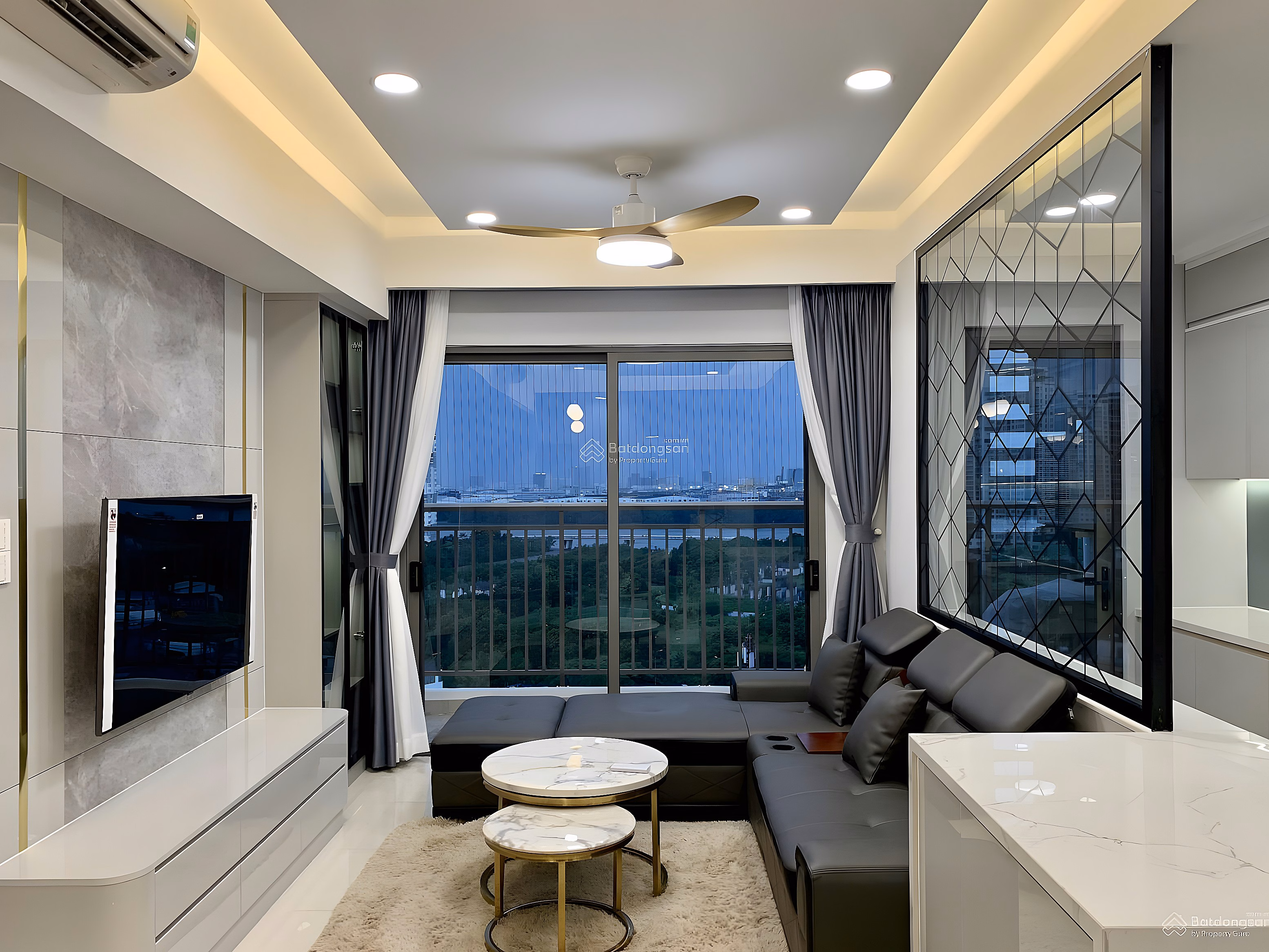 Cart Selling Studio Apartments - 1 Bedroom - 2 Bedrooms - 3 Bedrooms The Sun Avenue Good Prices