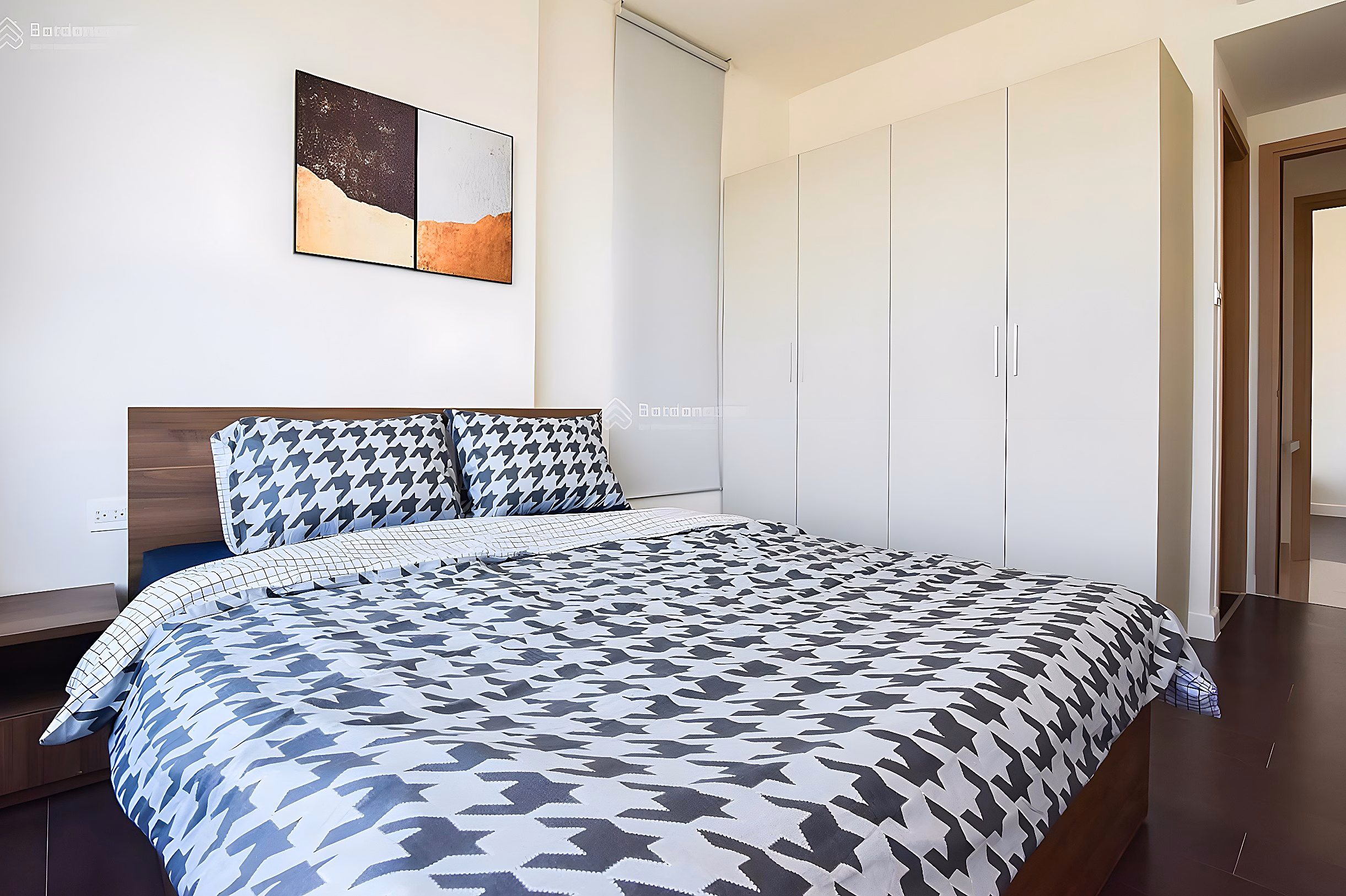 Cart Selling Studio Apartments - 1 Bedroom - 2 Bedrooms - 3 Bedrooms The Sun Avenue Good Prices