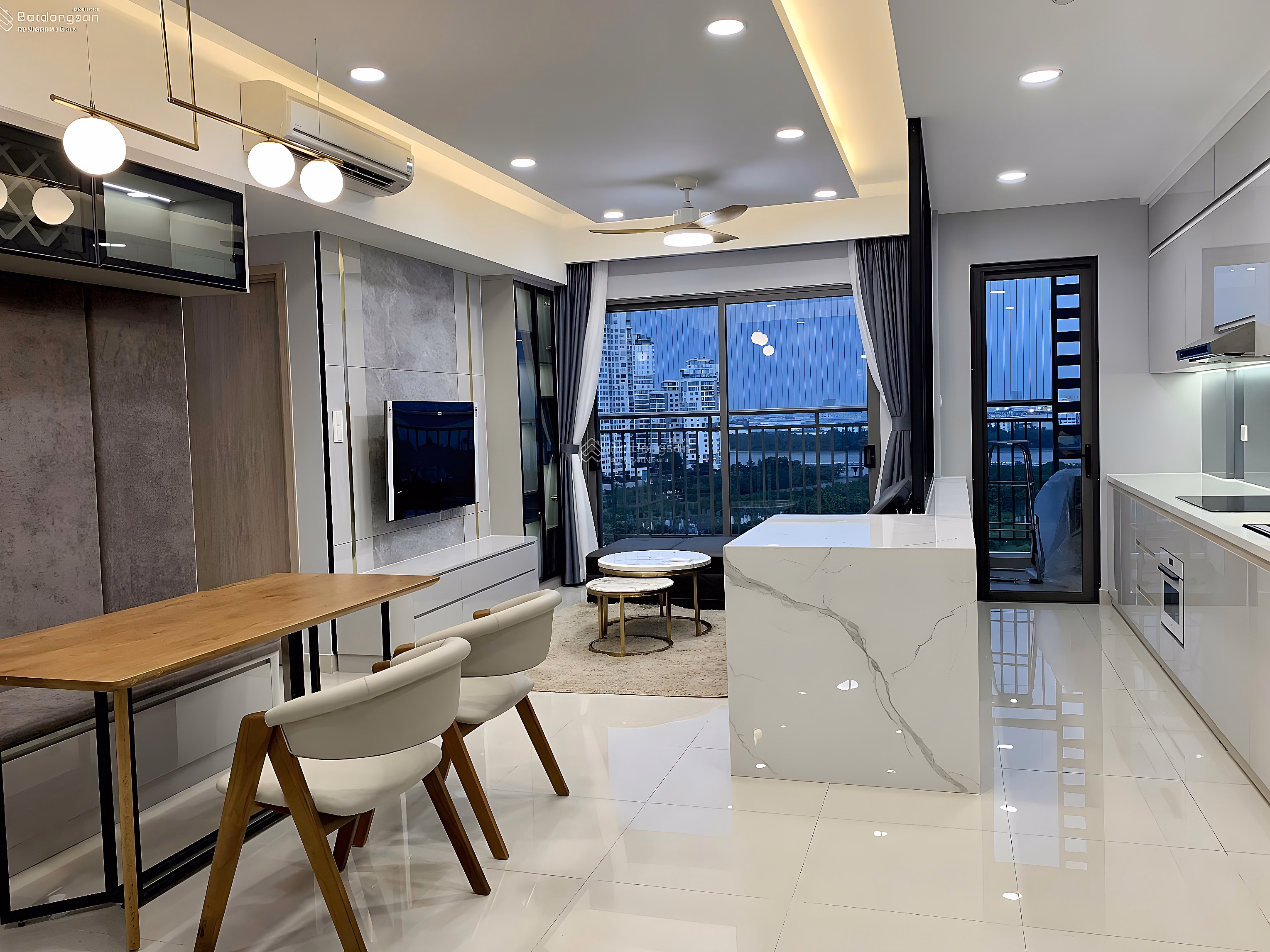 Cart Selling Studio Apartments - 1 Bedroom - 2 Bedrooms - 3 Bedrooms The Sun Avenue Good Prices
