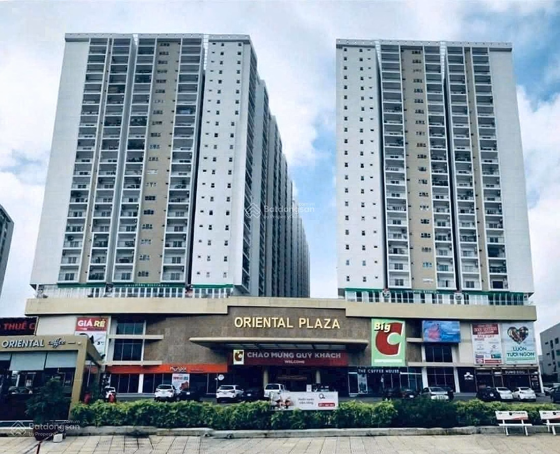 ORIENTAL PLAZA APARTMENT FOR SALE, AU CO. Area 85M² - 2 Bedrooms. 2WC RED BOOKS, LOAN SUPPORT