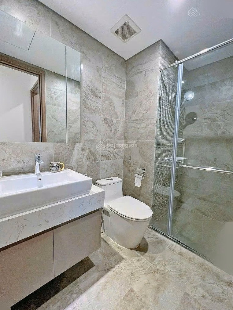 Vinhomes Symphony luxury apartment for rent, fully furnished, price 10 million/month***