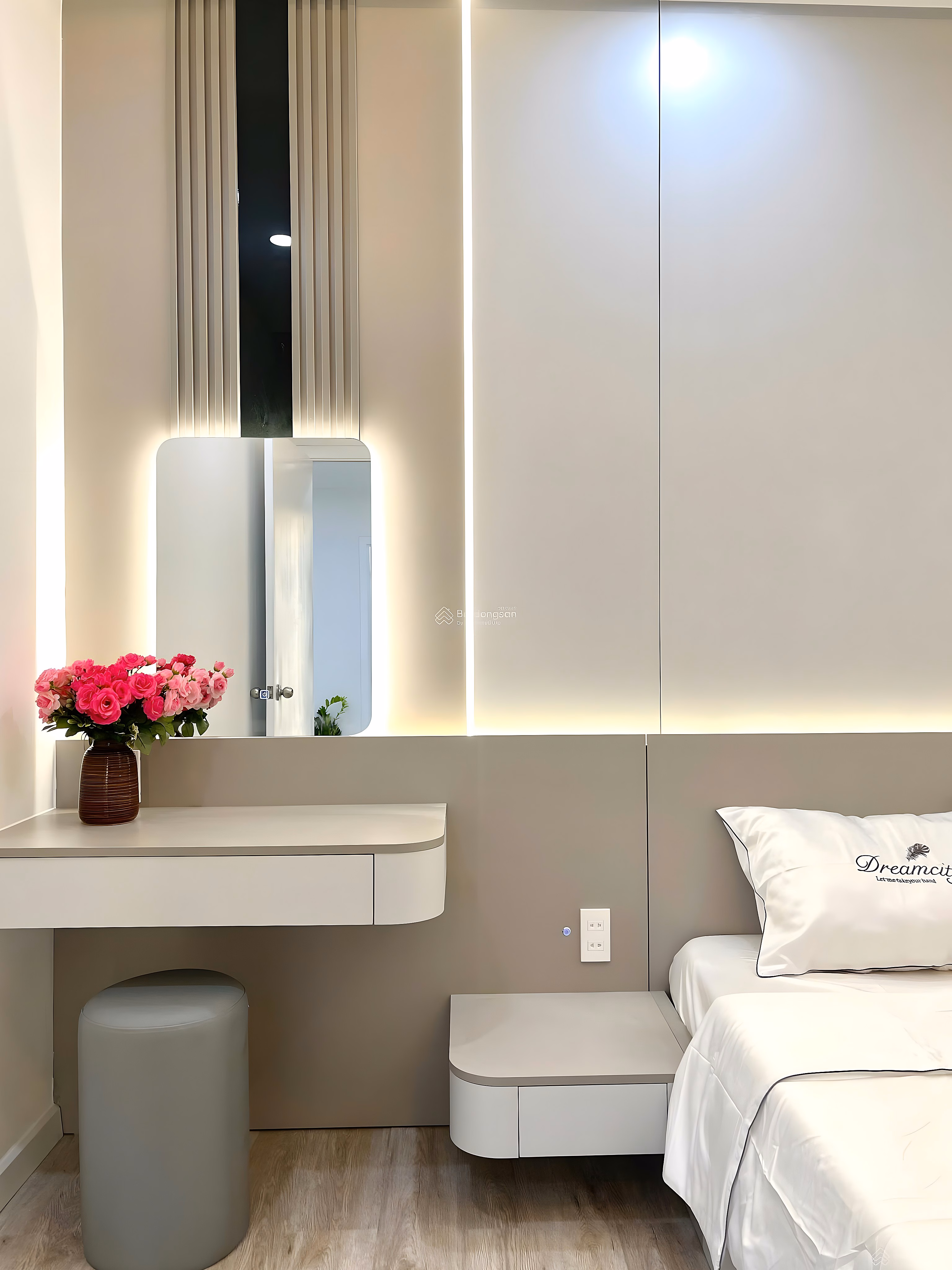 A newly furnished apartment, just bring your suitcase to move in, just a few steps from the sea at MT Vien Trieu