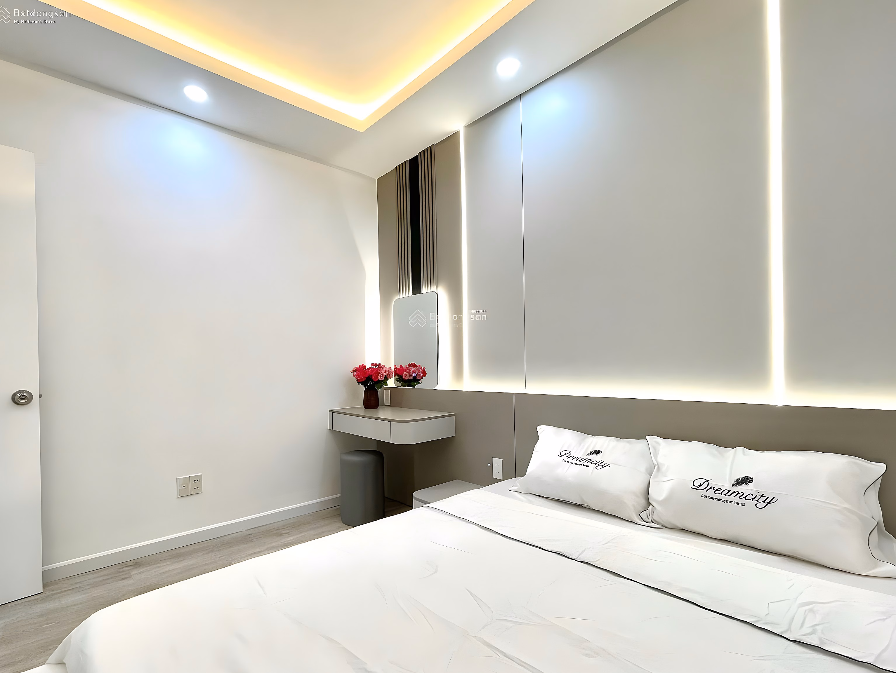 A newly furnished apartment, just bring your suitcase to move in, just a few steps from the sea at MT Vien Trieu