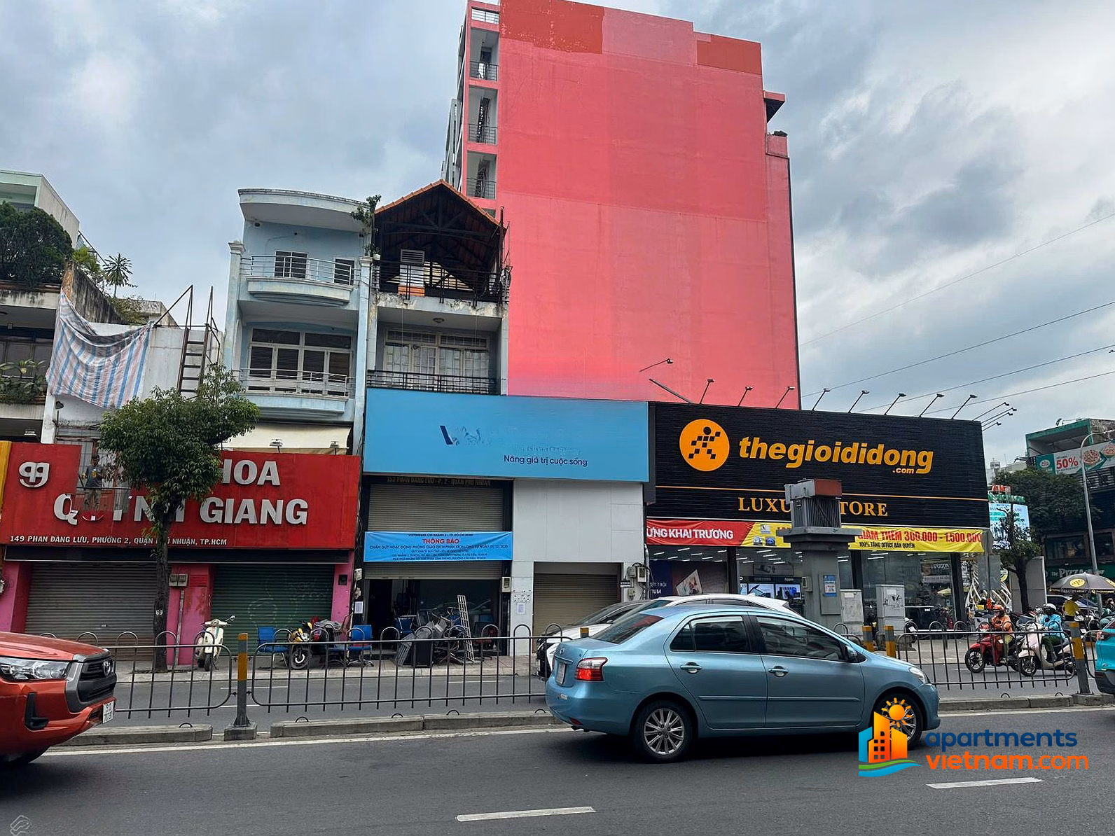 Owner for rent 153 - 155 Phan Dang Luu, F2, Phu Nhuan