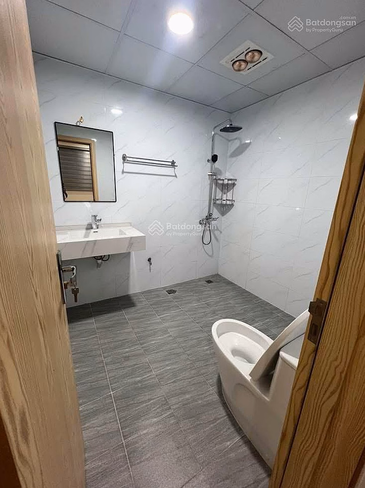 Standard center for sale: 50m2, 1N, 1K, beautiful house in Tran Quy Kien, nice, square floor, can be renovated to 2N, 2VS