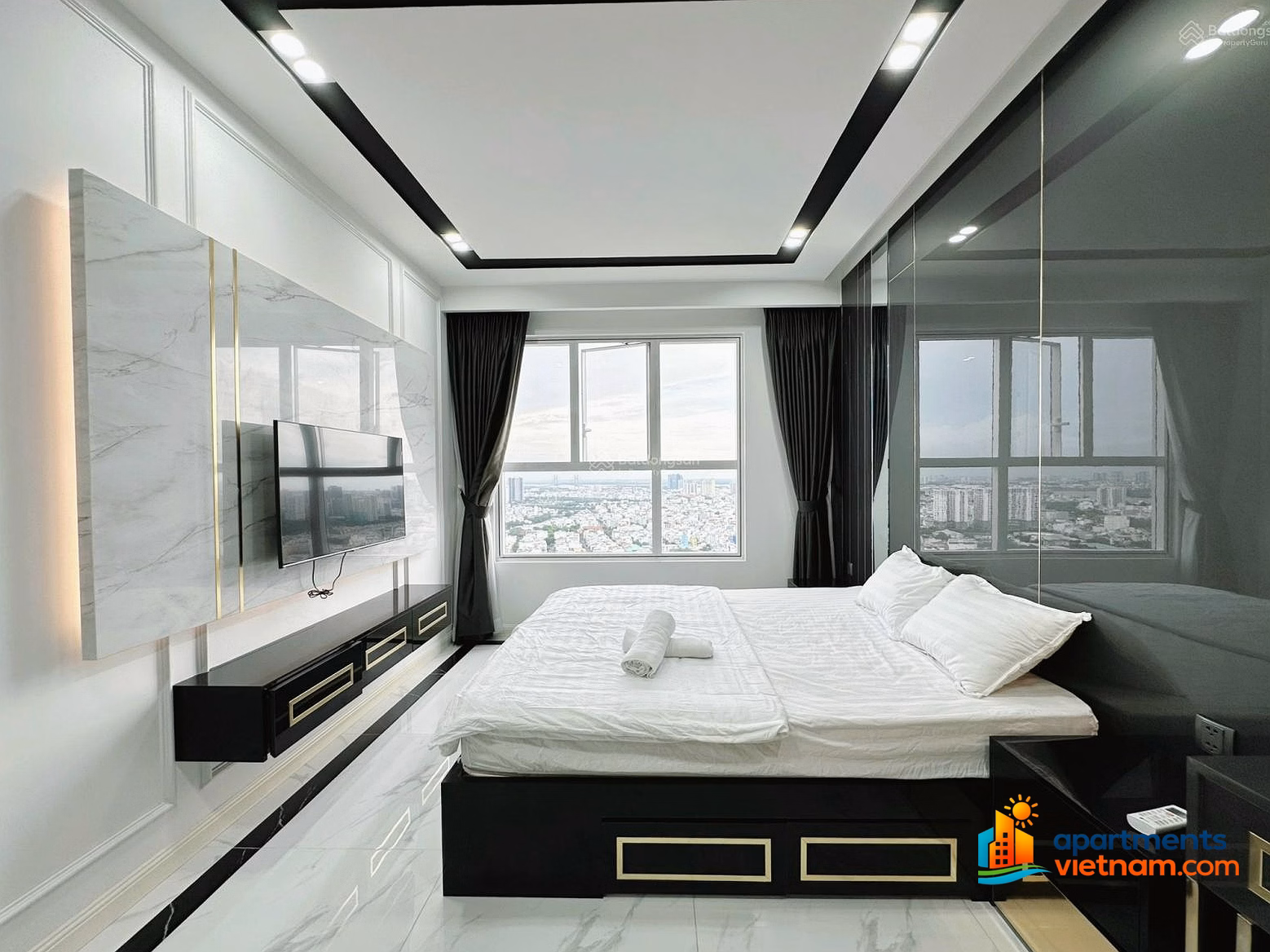 Sunrise City rental shopping cart. 1-2-3-4 bedrooms. Full interior. 0985 428 ***