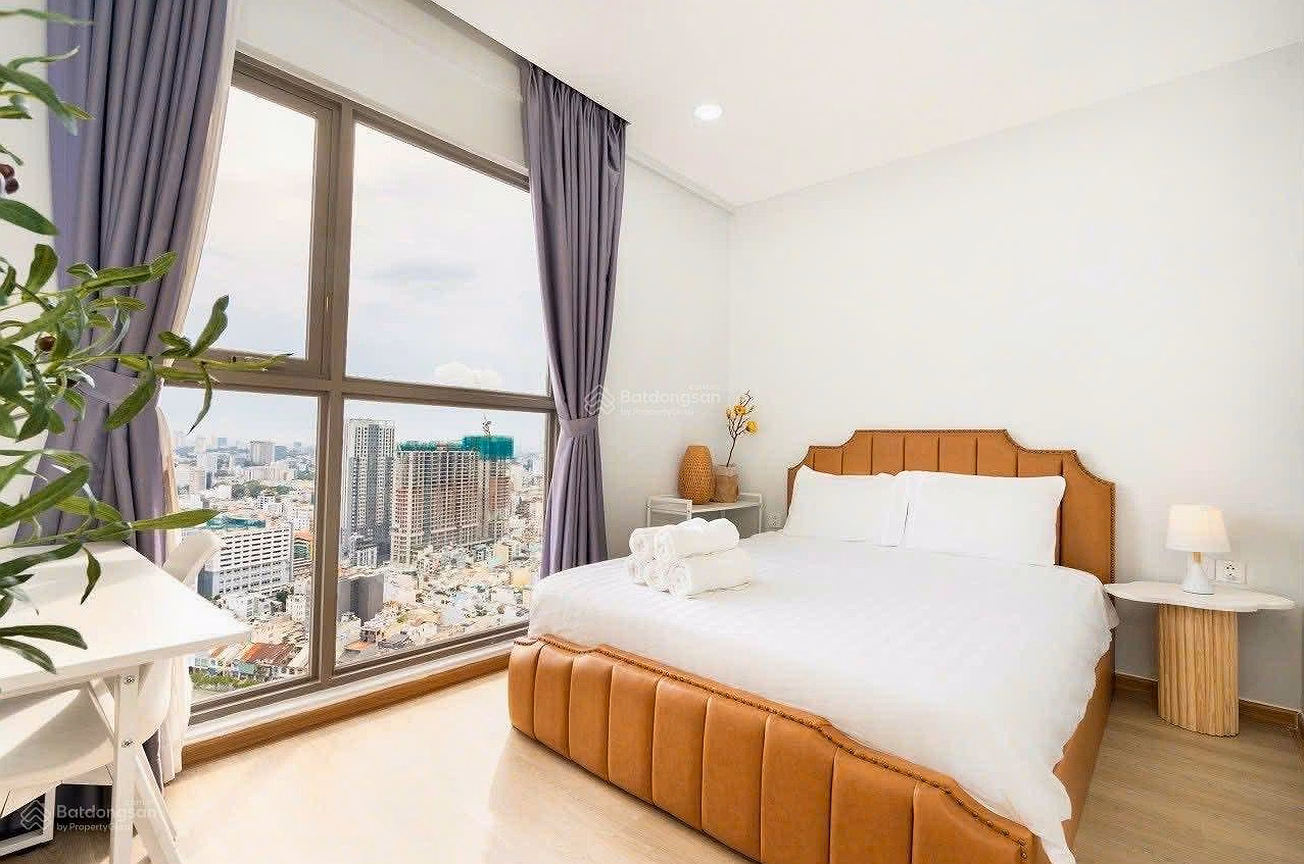 Selling Carillon Tan Binh apartment near the airport - Area: 86m² 2Bedrooms 2WC Price: 5.7 billion VND - 70% support from banks